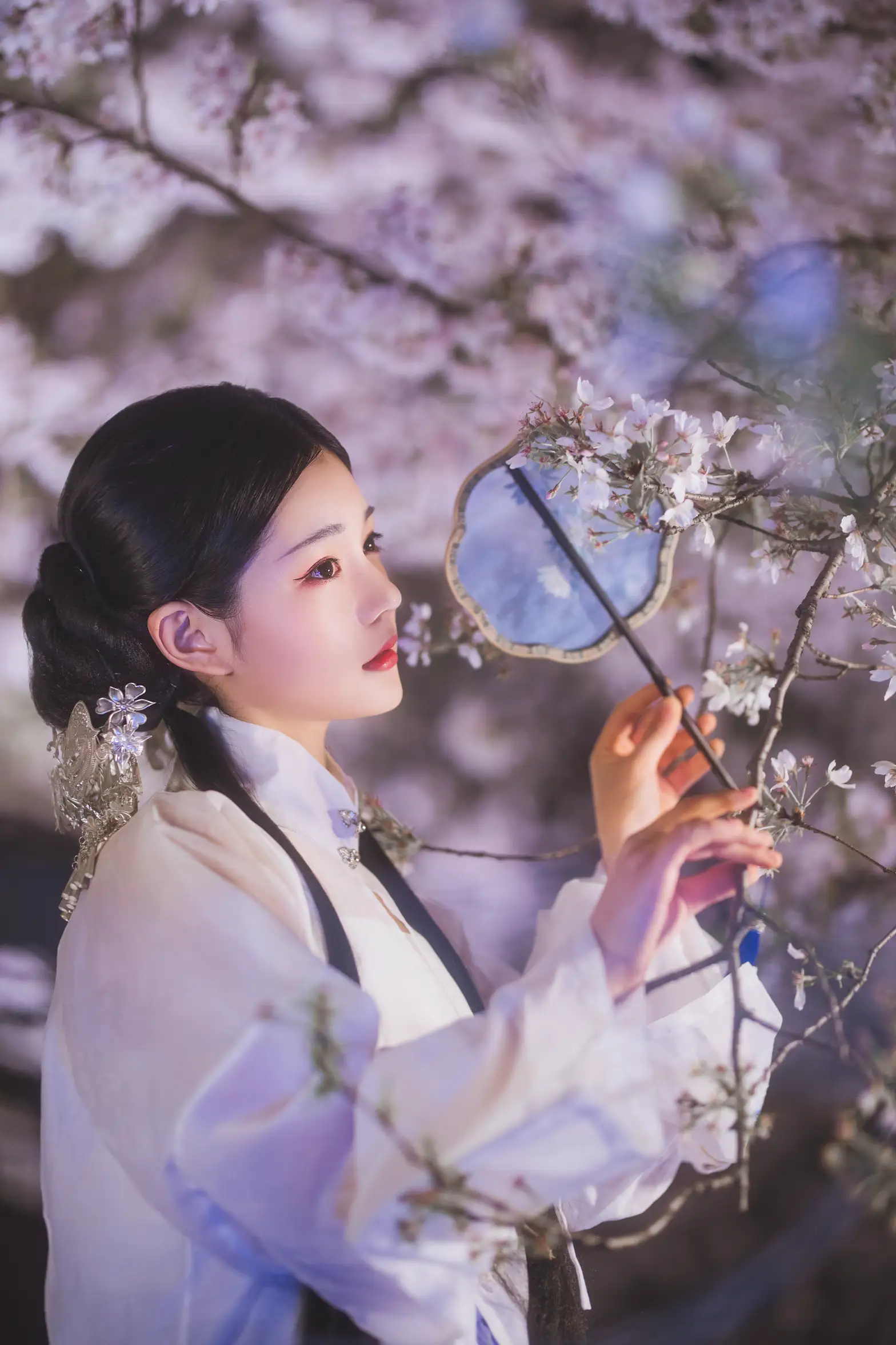 [艺图语] 2022.05.11 Vol.850 – 梦遣看花人 吴莹琨琨#[22P]-10