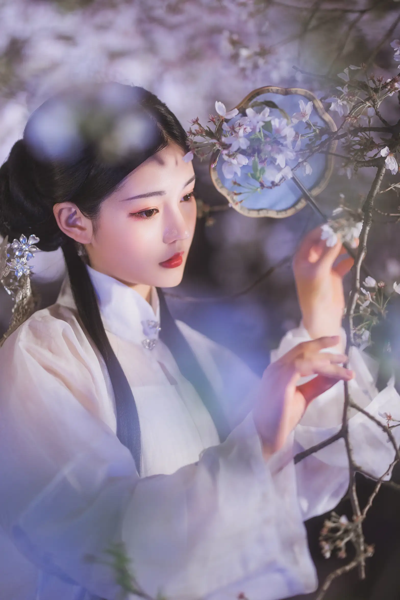 [艺图语] 2022.05.11 Vol.850 – 梦遣看花人 吴莹琨琨#[22P]-9