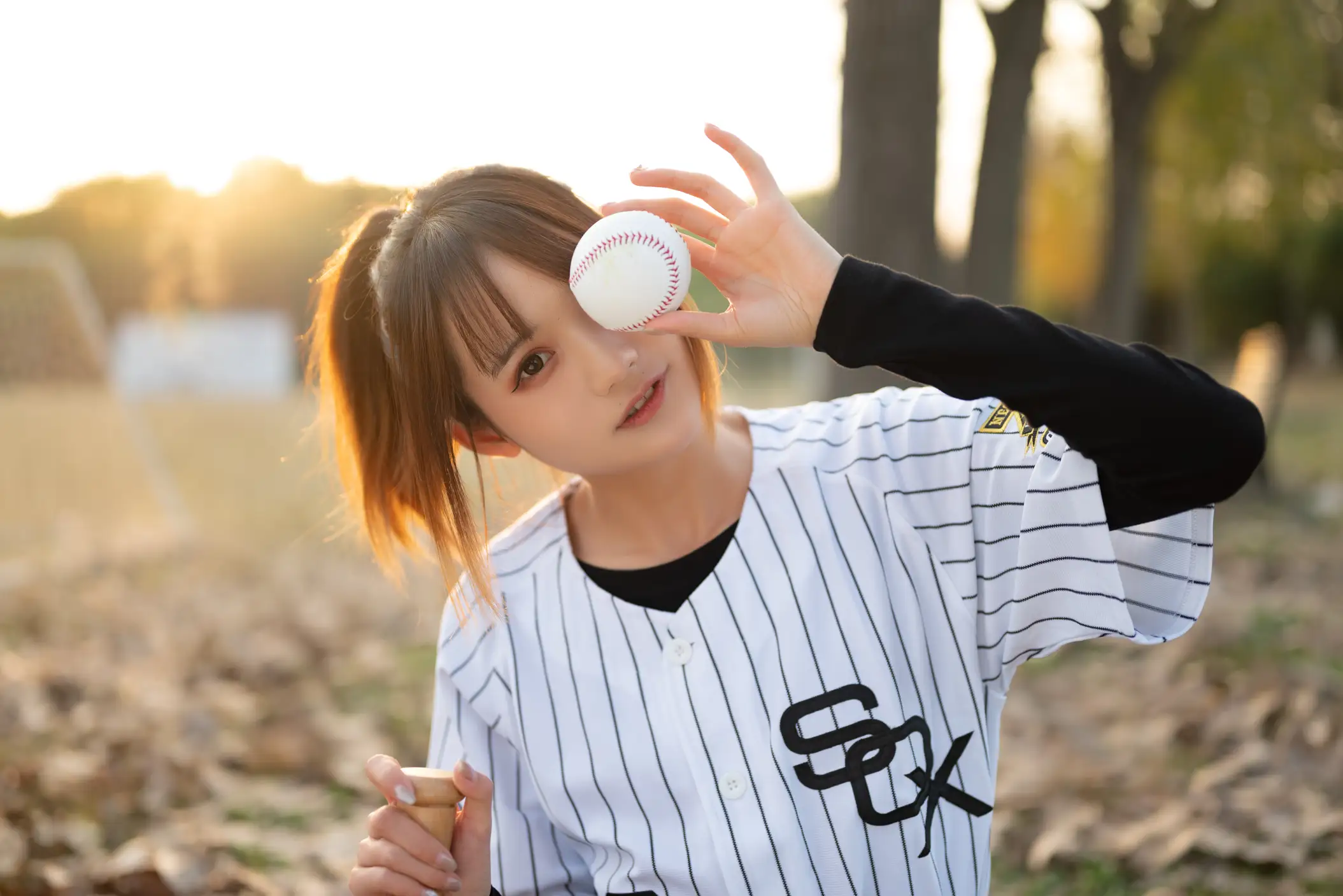 [艺图语] 2022.07.07 Vol.1401 – 棒球少女 兔子Zzz不吃胡萝卜#[37P]-10
