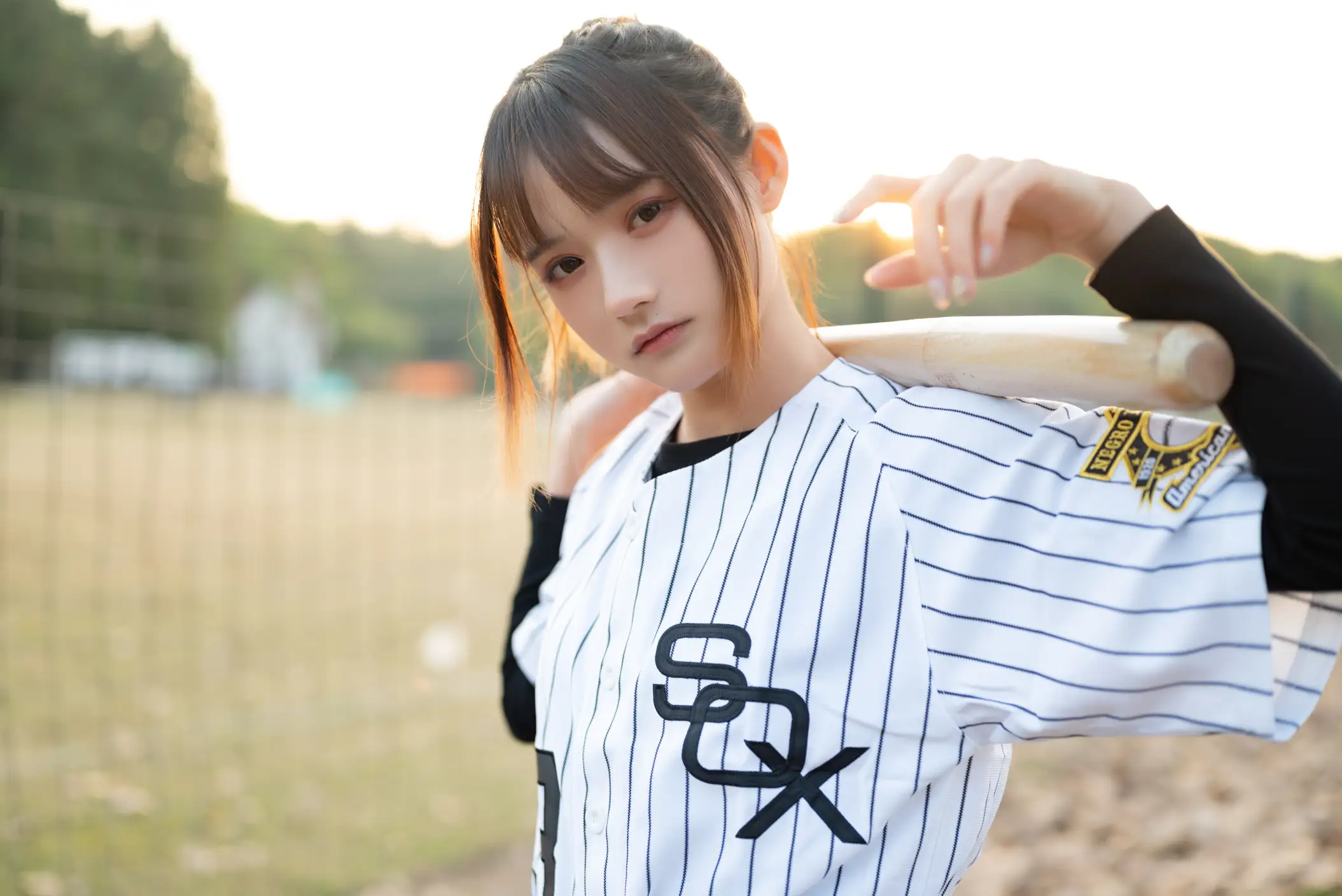 [艺图语] 2022.07.07 Vol.1401 – 棒球少女 兔子Zzz不吃胡萝卜#[37P]-3