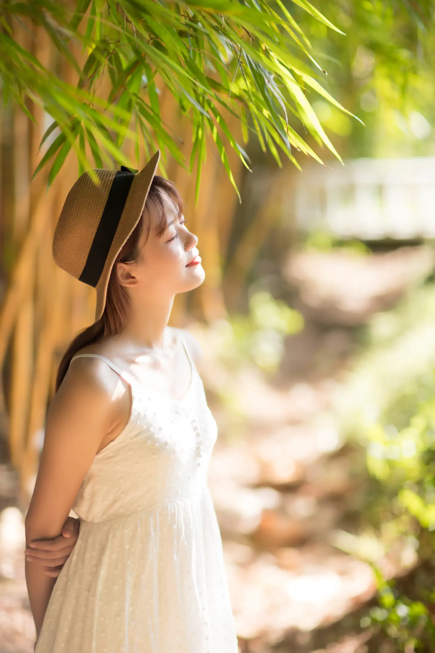 [艺图语] 2021.08.23 Vol.163 – 光照进的地方 晓颖#[23P]-2