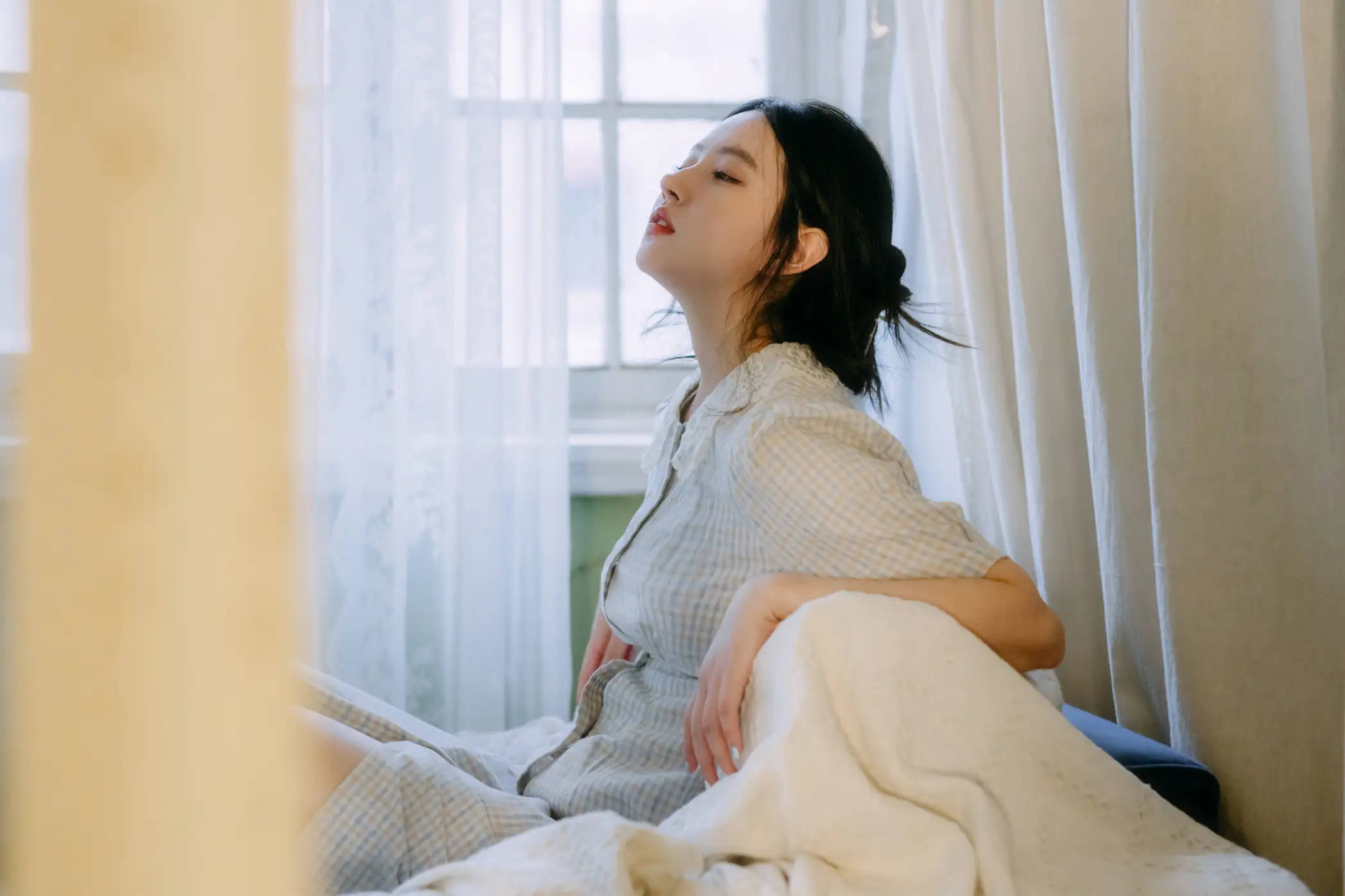 [艺图语] 2022.06.24 Vol.1274 – 格子梦见 幽灵胡子#[23P]-10