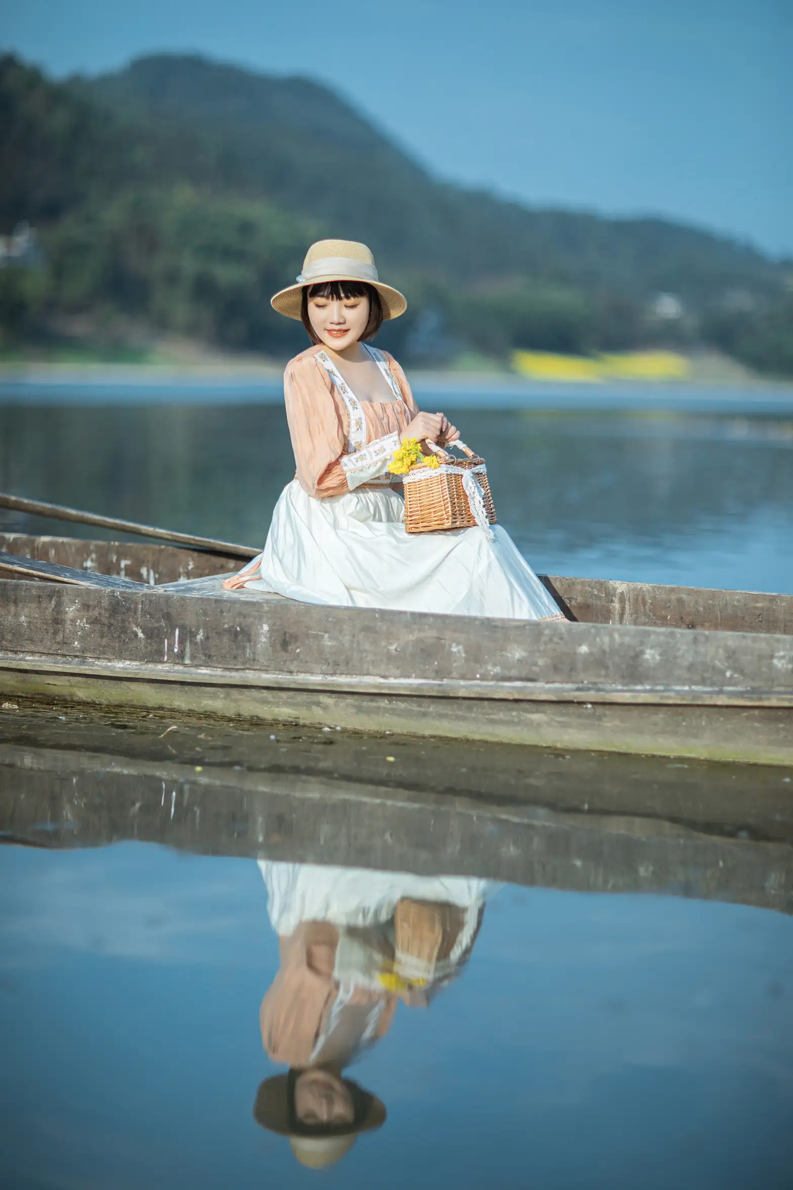 [艺图语] 2022.08.21 Vol.1753 – 春天里的姑娘 冬琴#[38P]-7