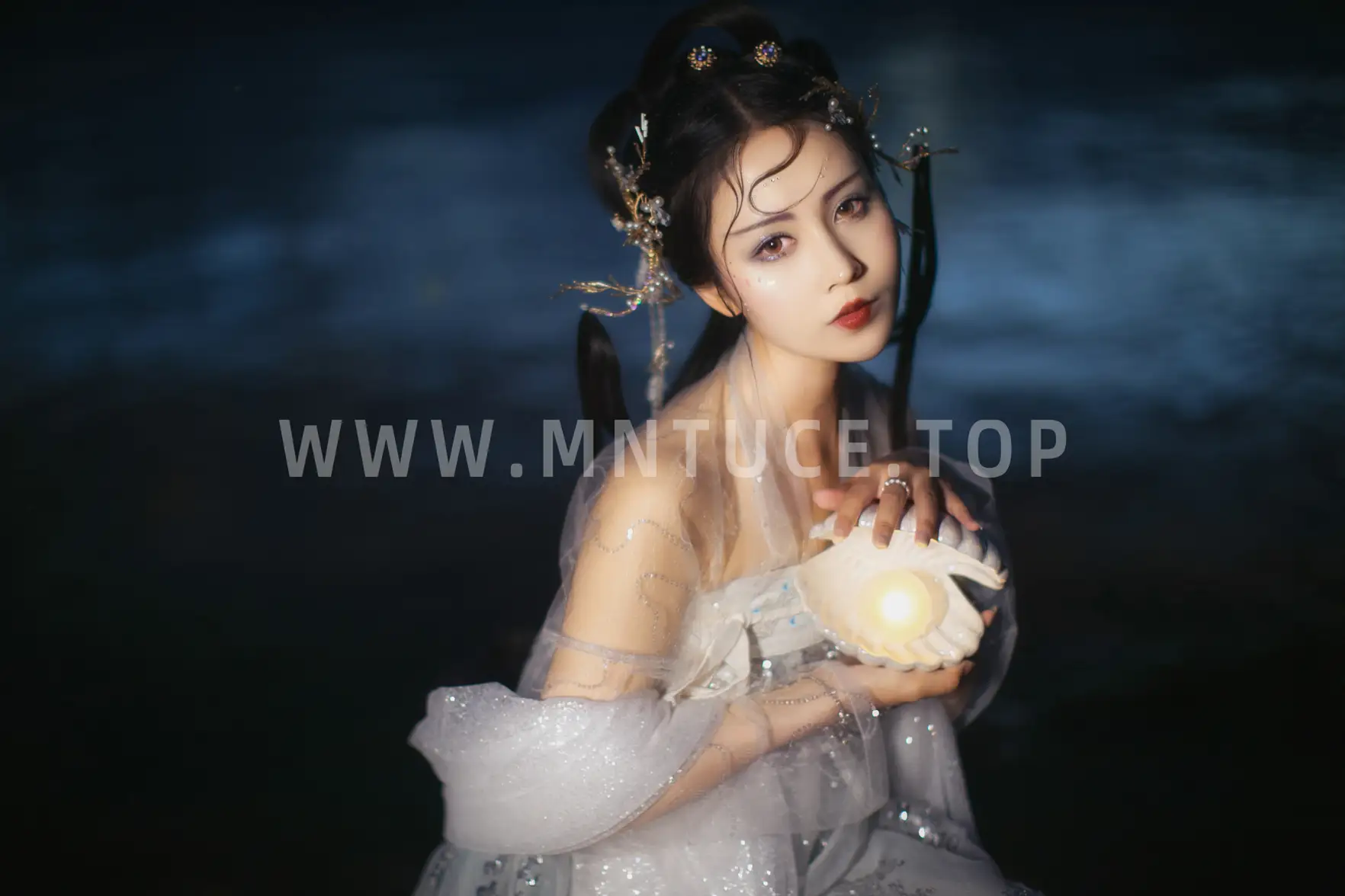 [艺图语] 2021.10.13 Vol.353 – 海妖 葵花花花儿#[22P]-9