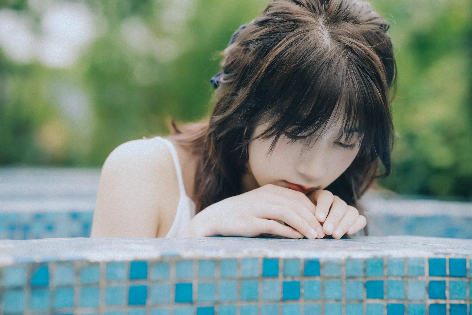 [艺图语] 2022.09.05 Vol.1878 – 一个人的迷宫 菲菲#[34P]-1