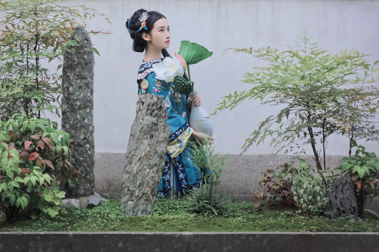 [艺图语] 2022.06.12 Vol.1155 – 故梦如烟 眸小妖#[34P]-1