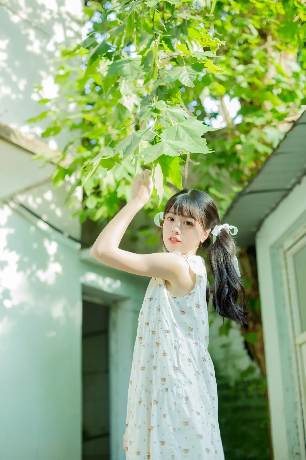 [艺图语] 2022.08.27 Vol.1802 – 奶奶的菜园 可爱泡泡呀#[34P]-1