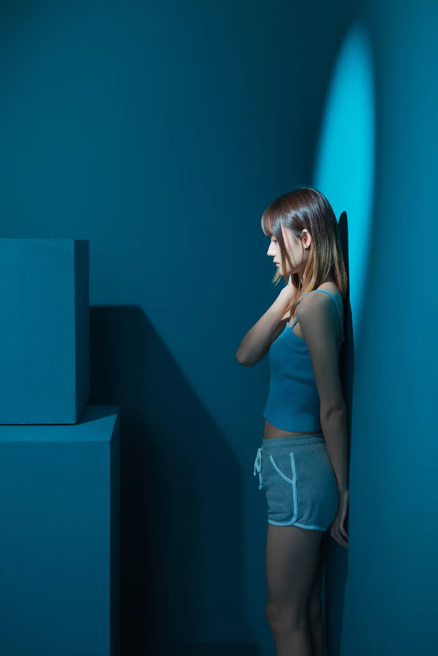 [艺图语] 2022.06.08 Vol.1121 – 抑郁的蓝房间 兔子Zzz不吃胡萝卜#[27P]-6