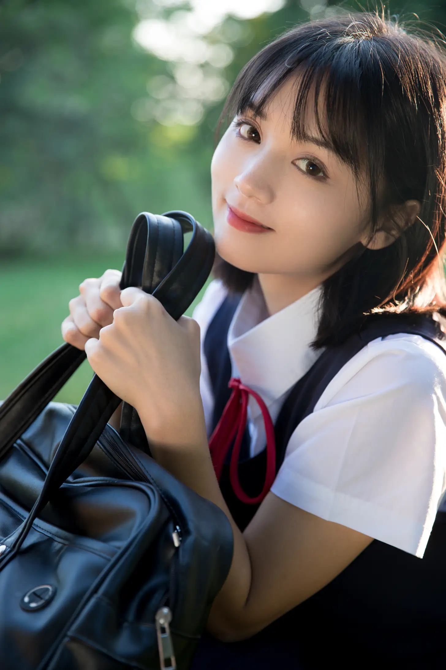 [艺图语] 2022.01.27 Vol.713 – 少女的心思 雨文#[37P]-2