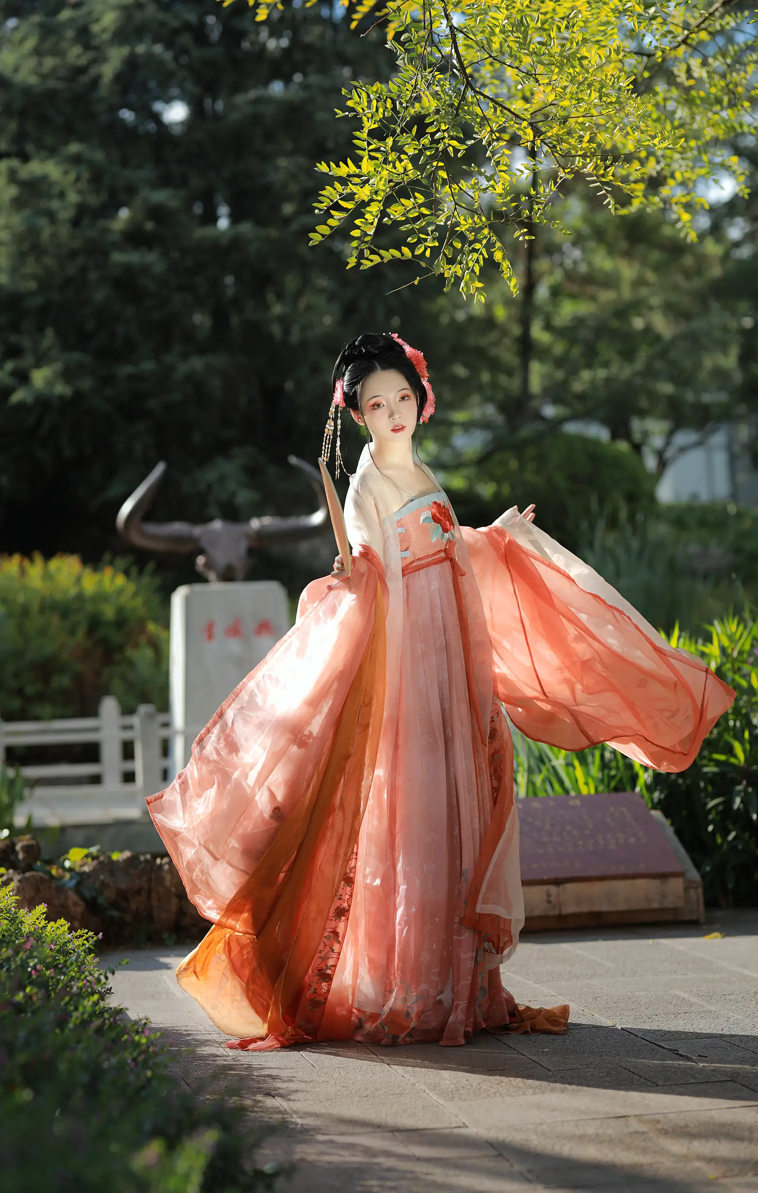 [艺图语] 2022.09.06 Vol.1881 – 美人迈兮音尘阙 落花人独立#[34P]-10