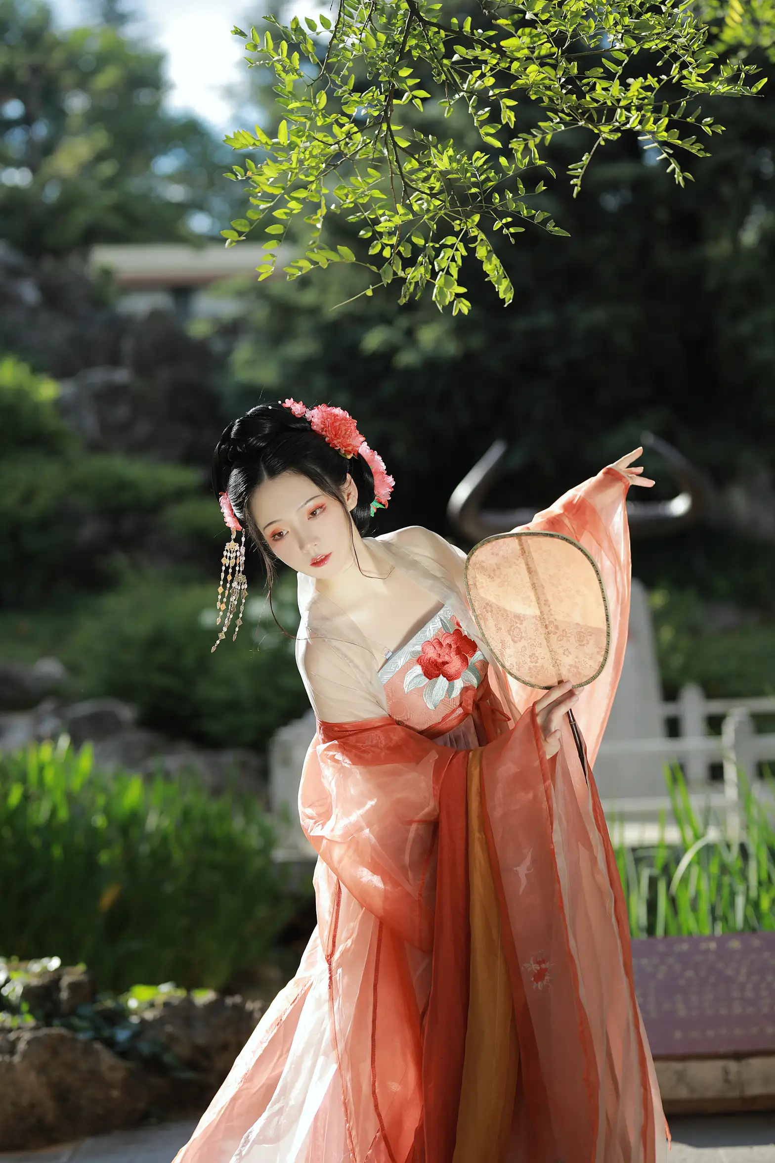 [艺图语] 2022.09.06 Vol.1881 – 美人迈兮音尘阙 落花人独立#[34P]-5