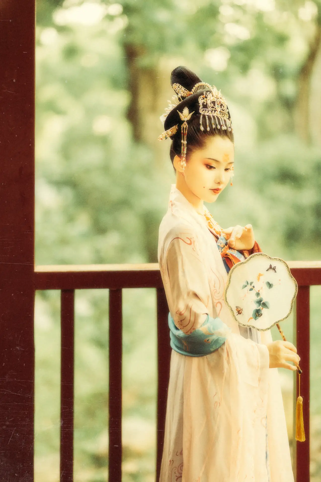 [艺图语] 2021.08.27 Vol.182 – 花想容 媛媛#[27P]-10