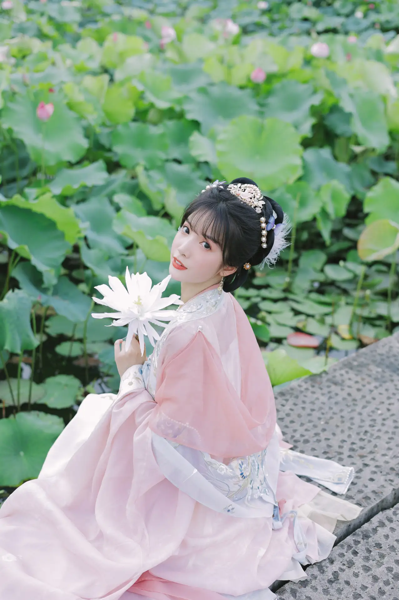 [艺图语] 2022.07.28 Vol.1560 – 粉色娇嫩 一只阿梦崽#[41P]-3