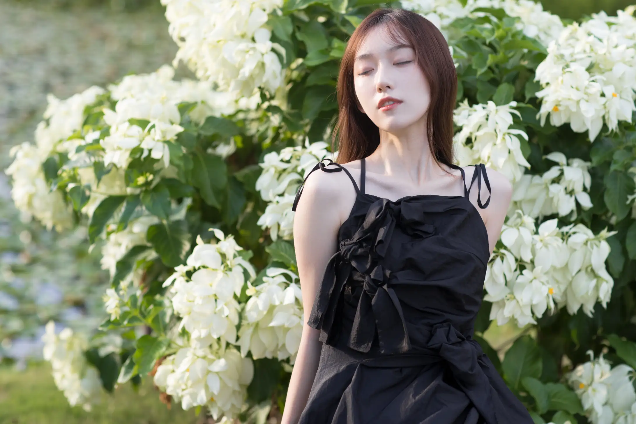 [艺图语] 2021.11.10 Vol.435 – 微风起，心已动 KK#[25P]-7