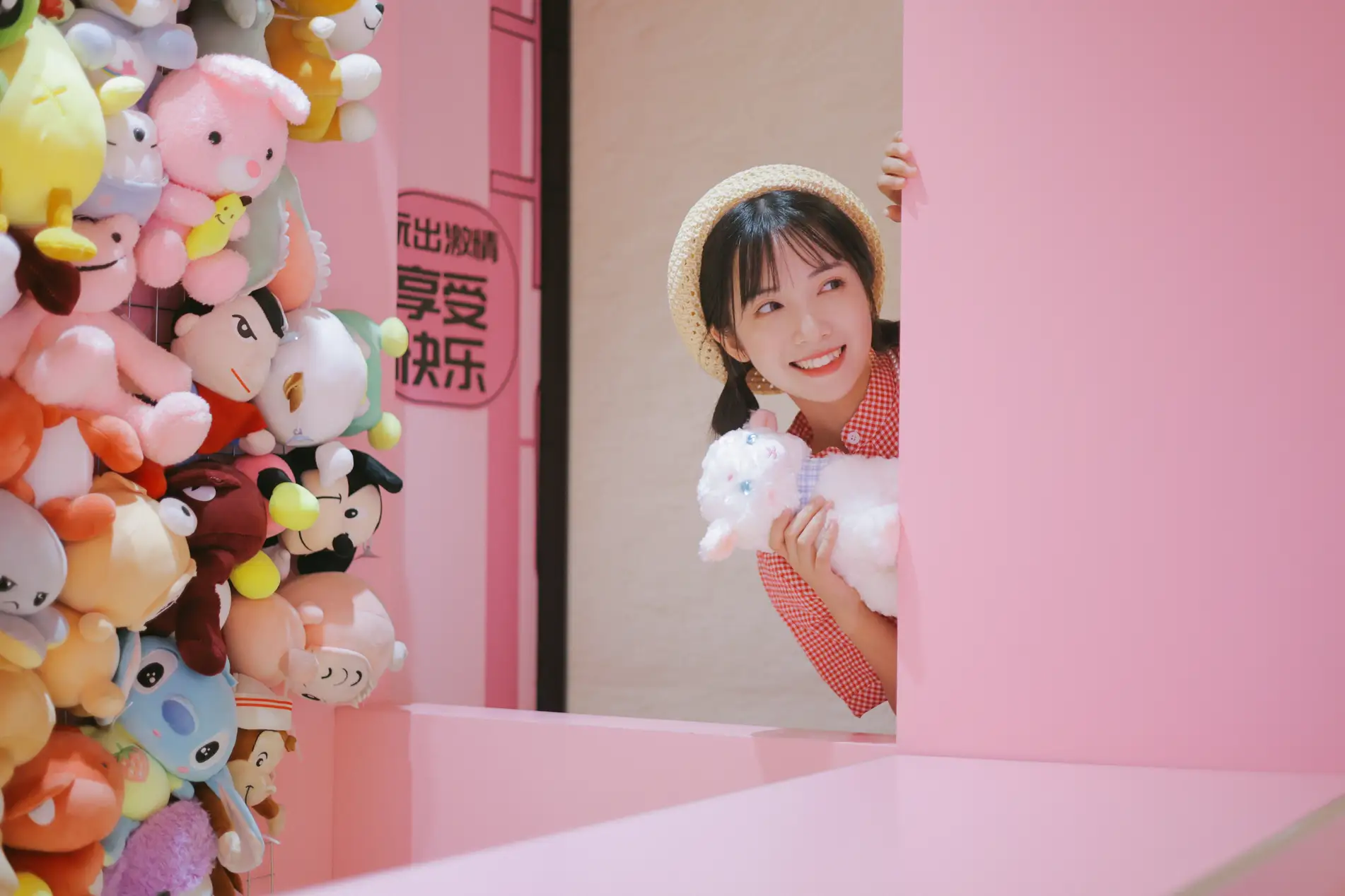 [艺图语] 2022.08.14 Vol.1699 – 粉色少女梦 一只阿梦崽#[43P]-9