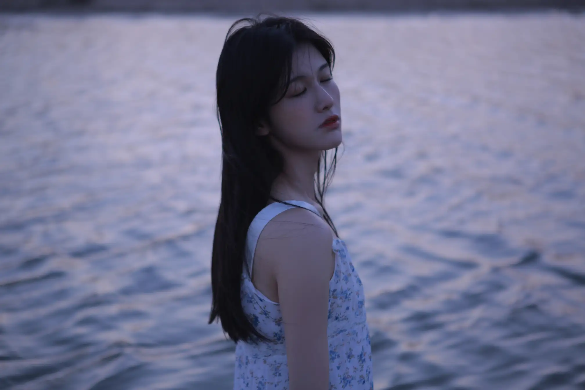 [艺图语] 2022.05.15 Vol.890 – 很靠近海 尚雨茜Momooly#[26P]-7