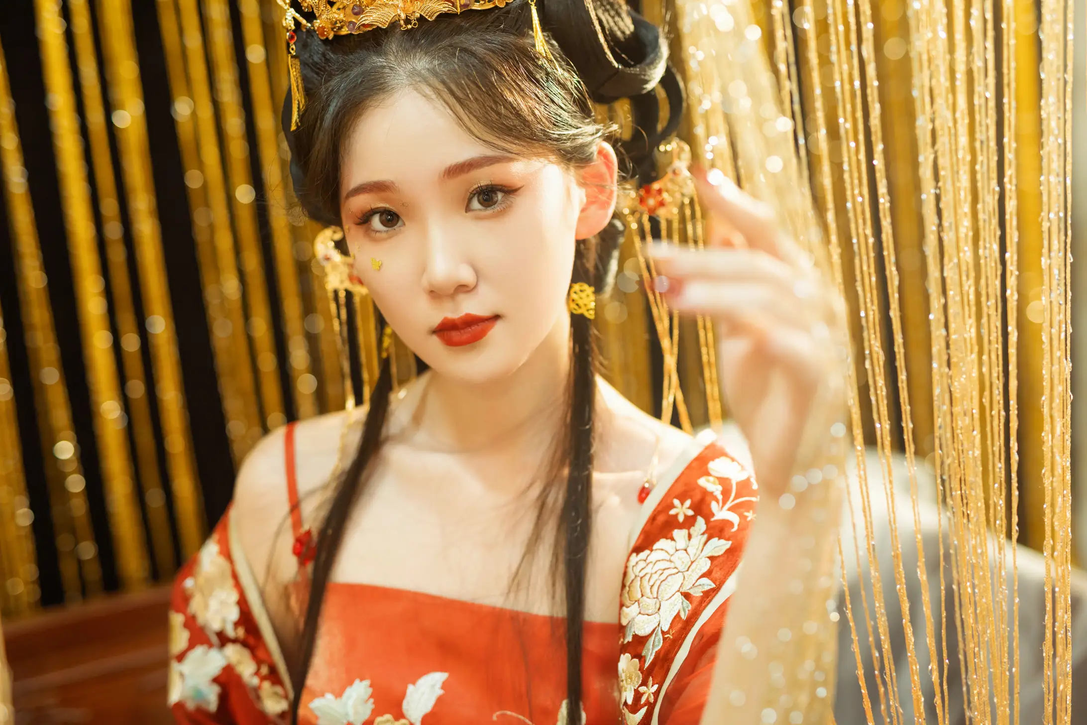 [艺图语] 2022.09.05 Vol.1873 – 红衣娘子 相望回首喵喵喵#[48P]-1