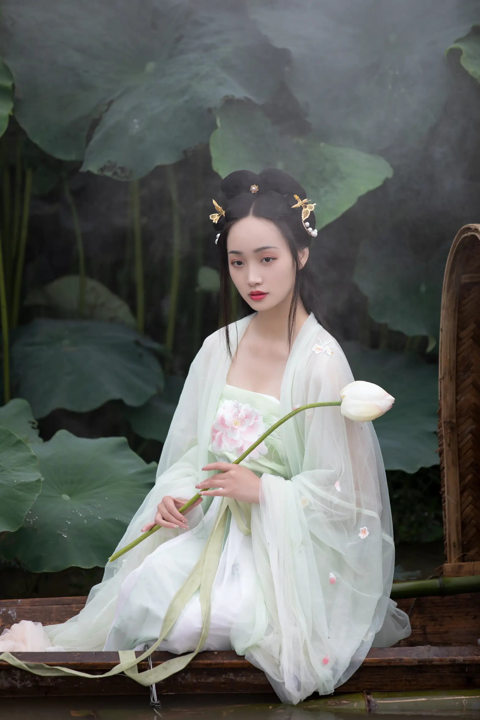 [艺图语] 2022.08.01 Vol.1598 – 荷 凌子兮#[24P]-1
