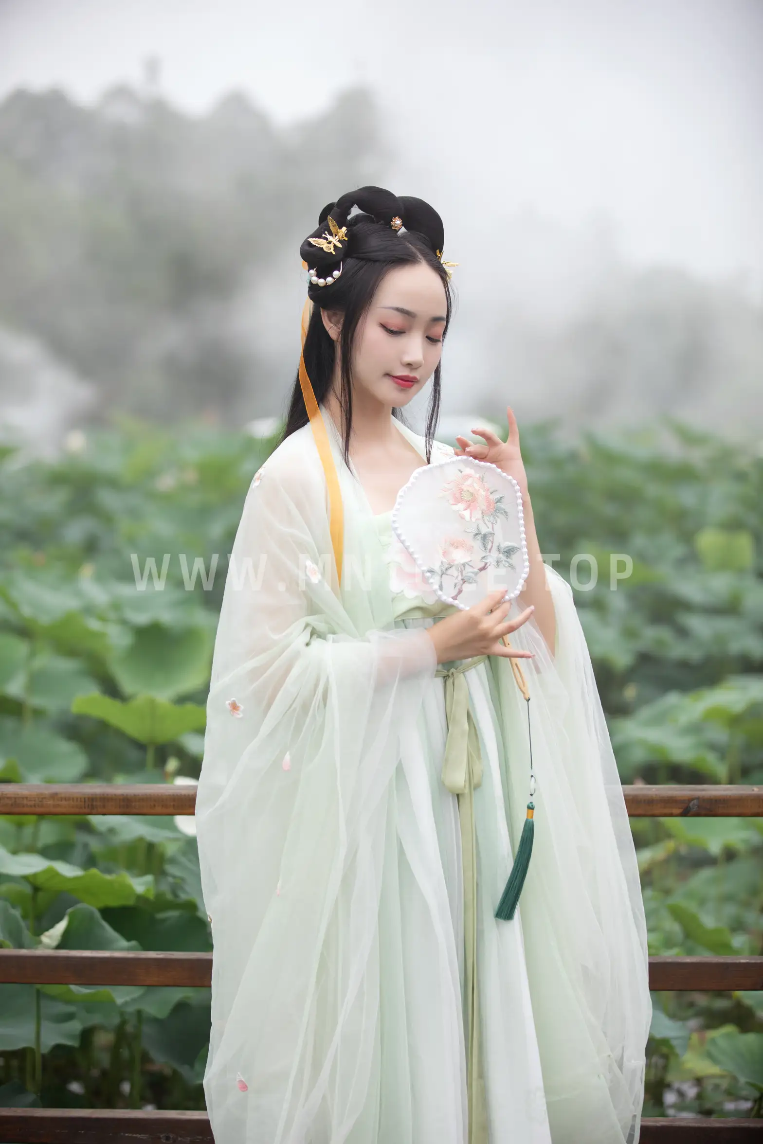 [艺图语] 2022.08.01 Vol.1598 – 荷 凌子兮#[24P]-8