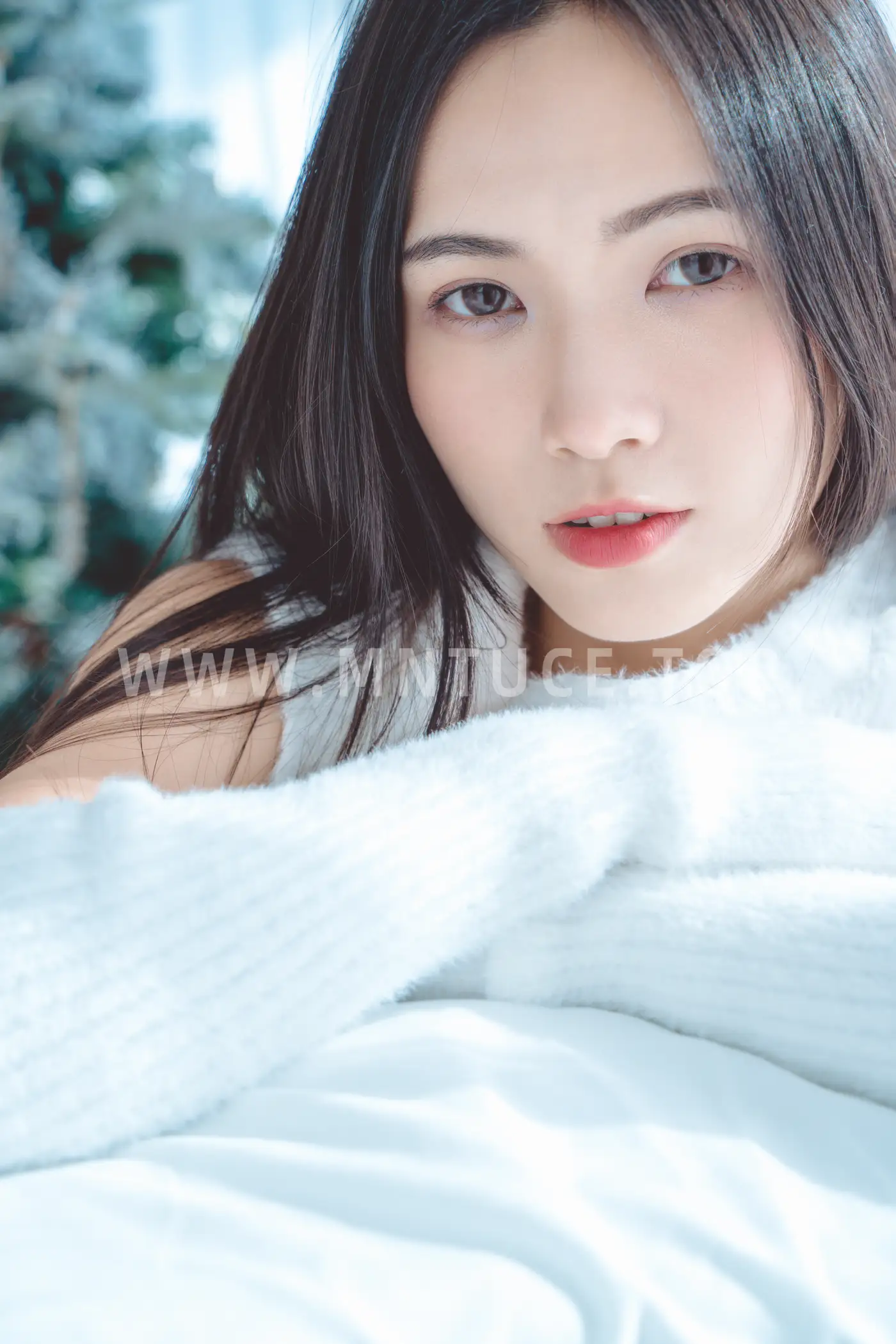 [艺图语] 2022.02.11 Vol.782 – 纯白季节 老猪#[22P]-10