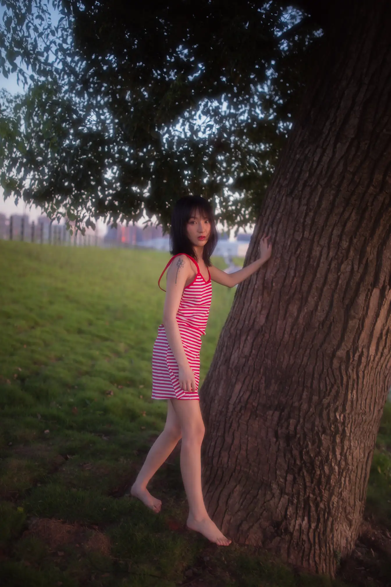 [艺图语] 2022.02.03 Vol.743 – 黄昏午后 虾虾#[54P]-4