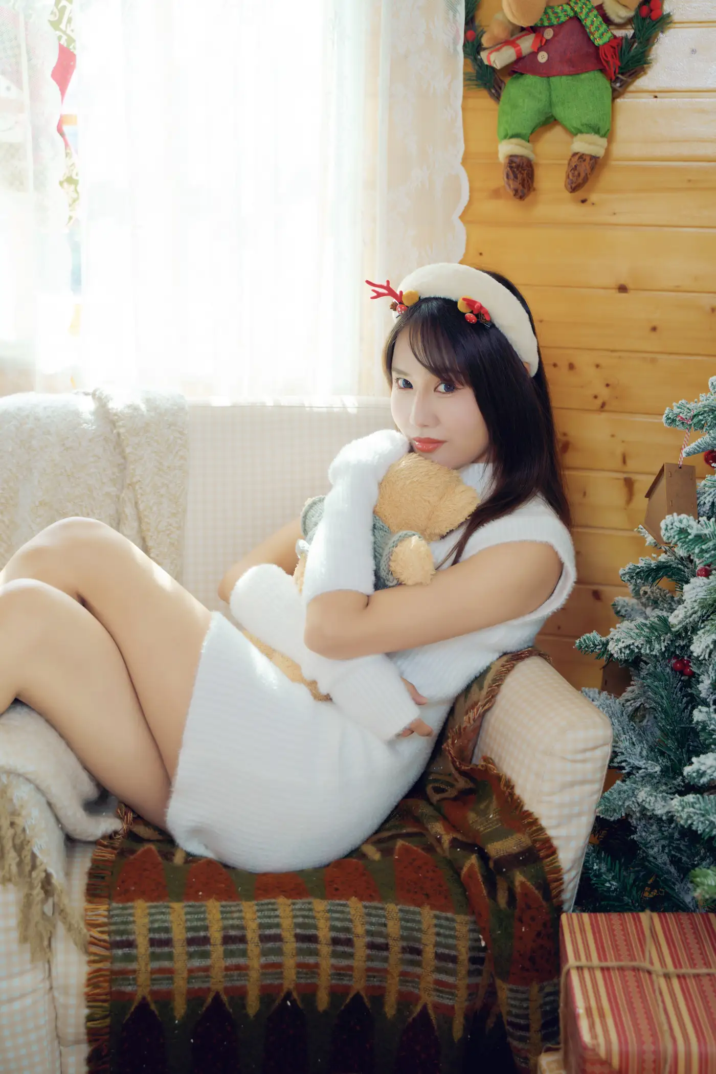[艺图语] 2021.12.21 Vol.509 – 圣诞少女 lin#[42P]-4