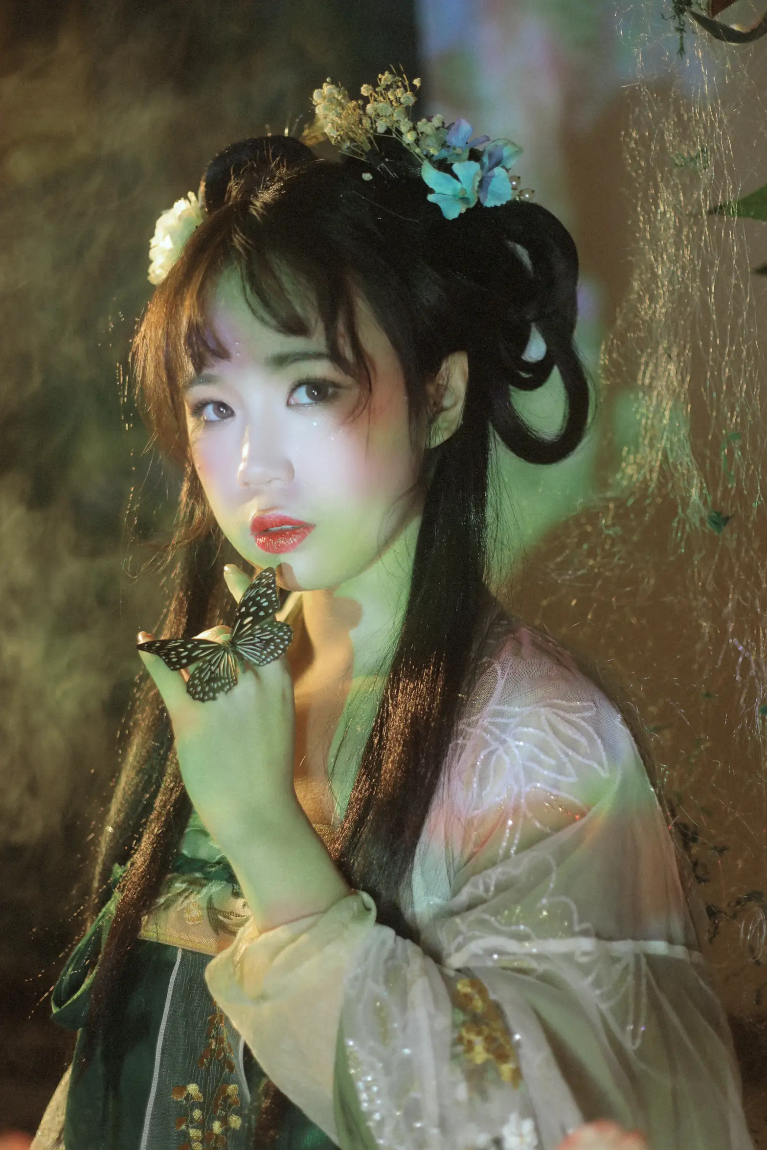 [艺图语] 2022.08.27 Vol.1805 – 小菌人 一只高高#[25P]-1