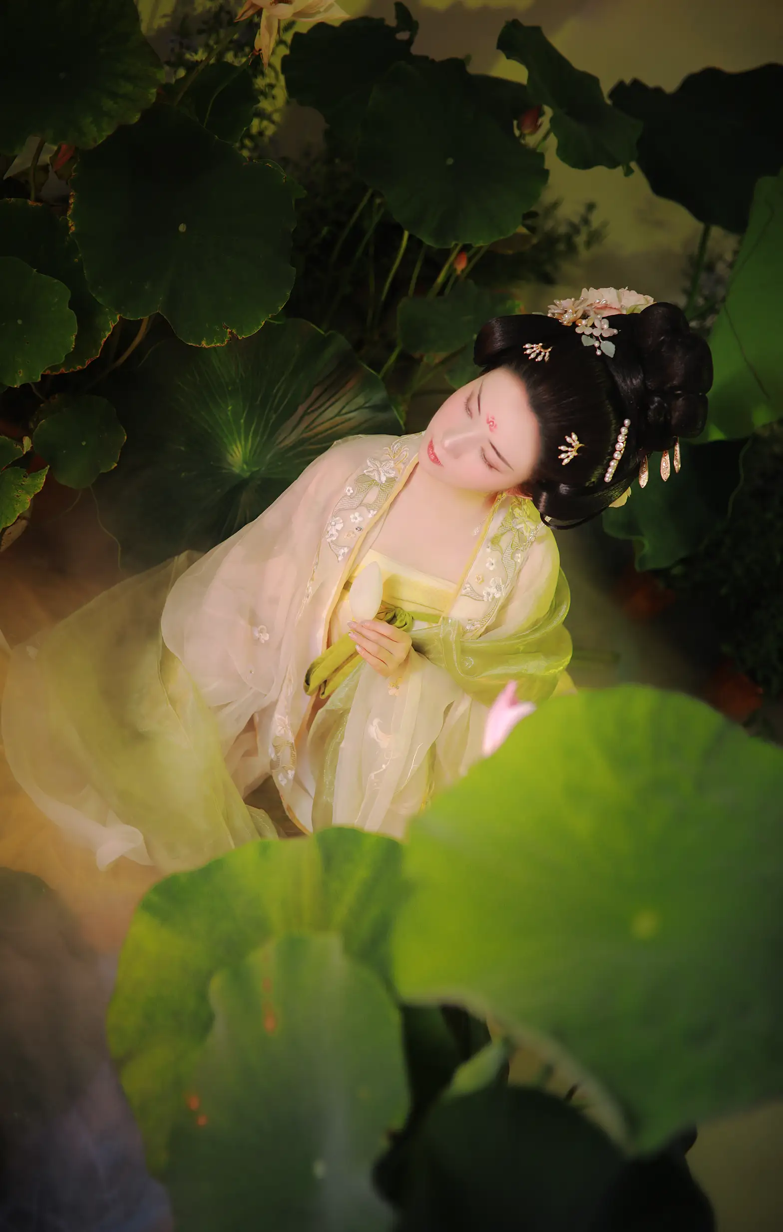 [艺图语] 2022.09.09 Vol.1912 – 云想衣裳花想容 也清秋#[32P]-5
