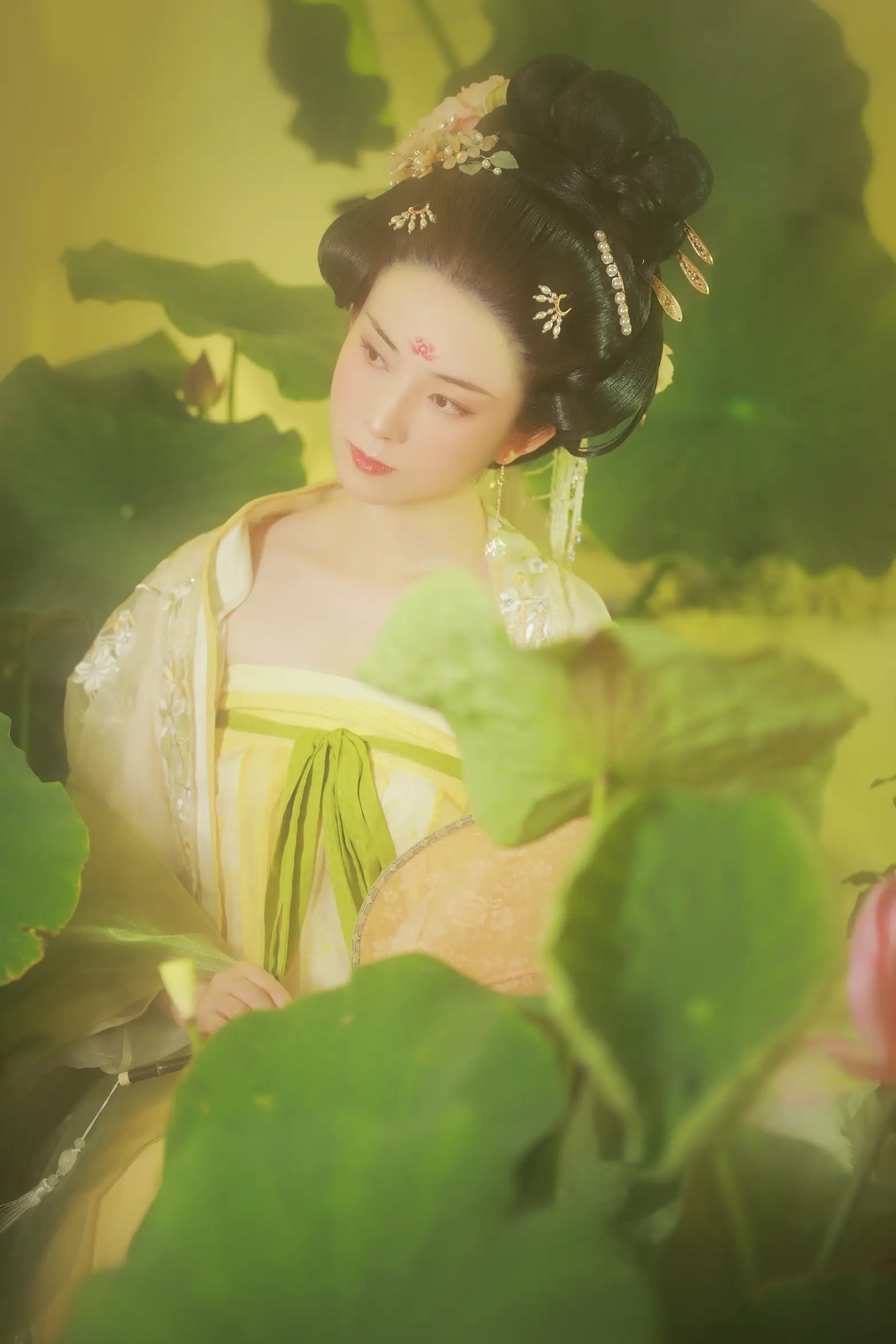 [艺图语] 2022.09.09 Vol.1912 – 云想衣裳花想容 也清秋#[32P]-9
