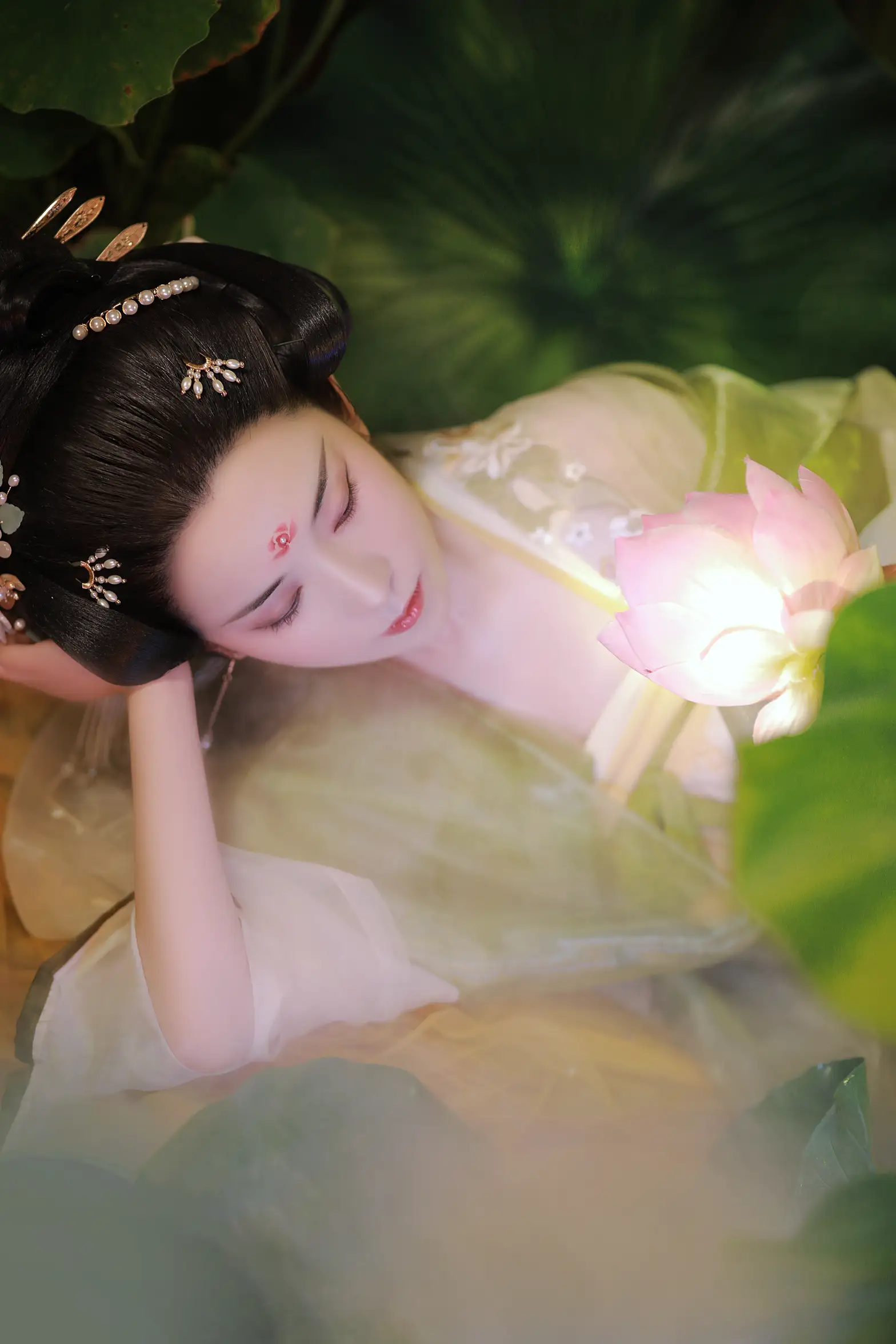 [艺图语] 2022.09.09 Vol.1912 – 云想衣裳花想容 也清秋#[32P]-3