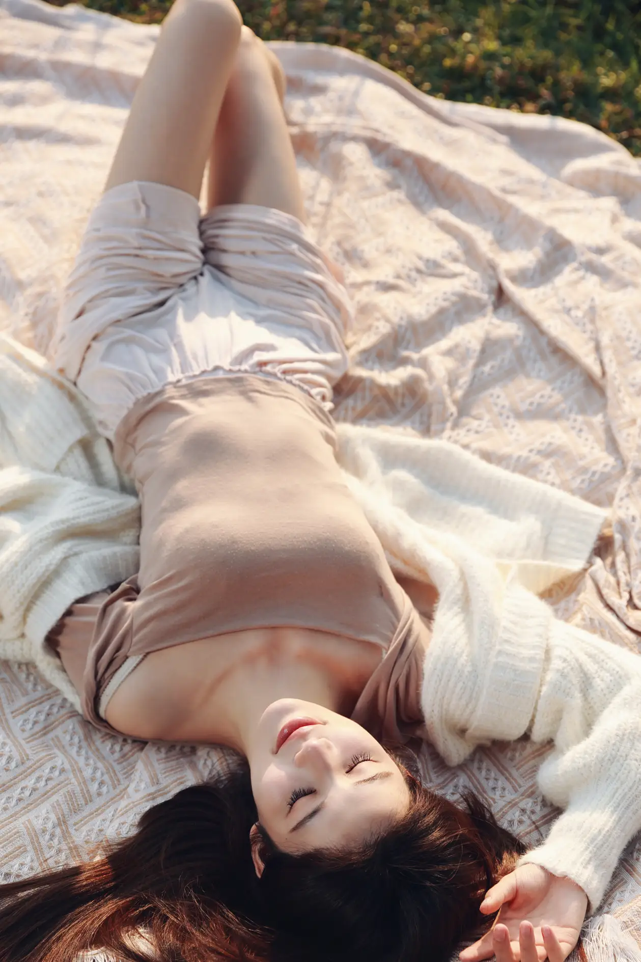 [艺图语] 2022.07.13 Vol.1467 – 温柔的光与你 诗诗#[43P]-1