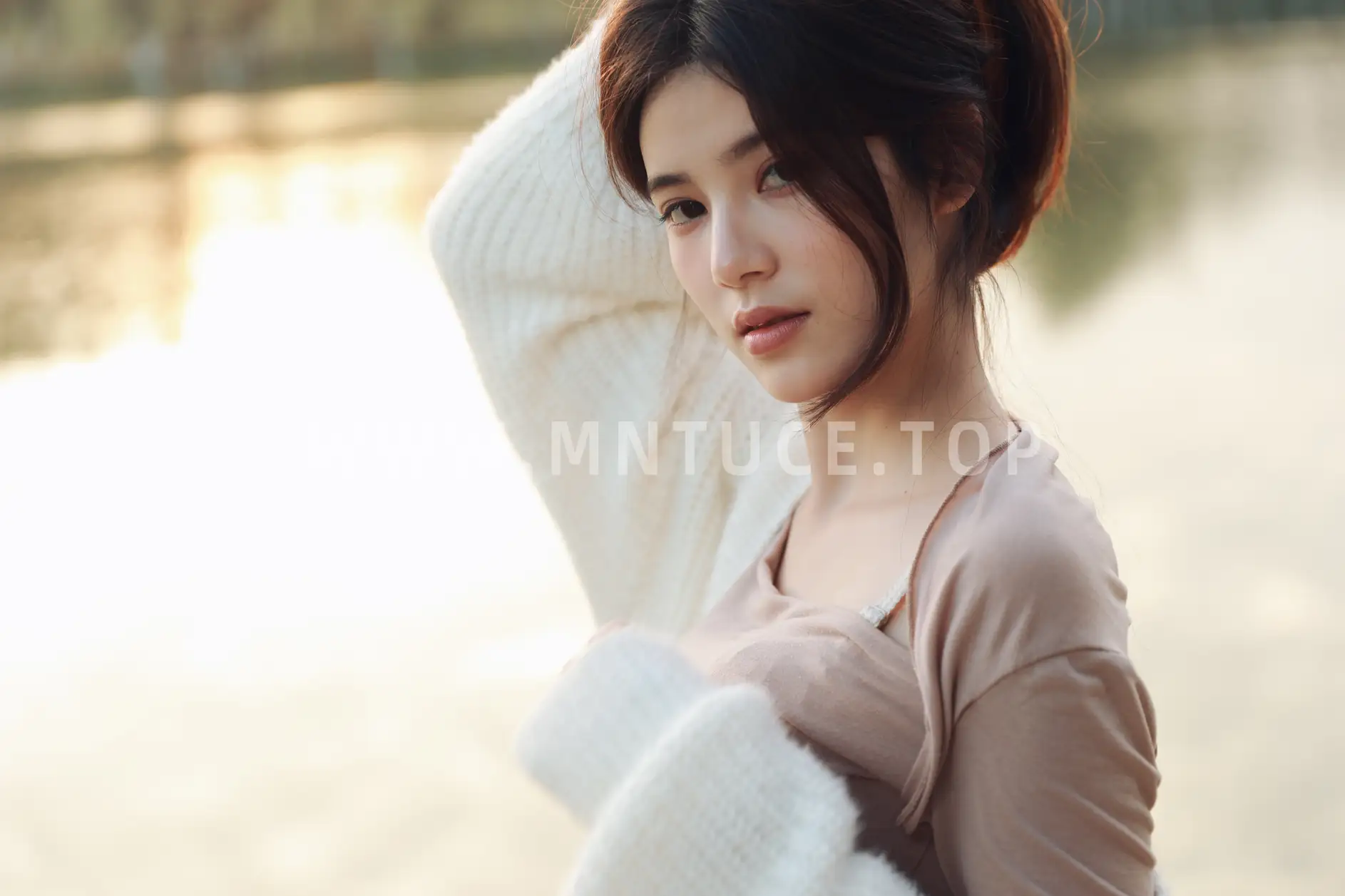 [艺图语] 2022.07.13 Vol.1467 – 温柔的光与你 诗诗#[43P]-8