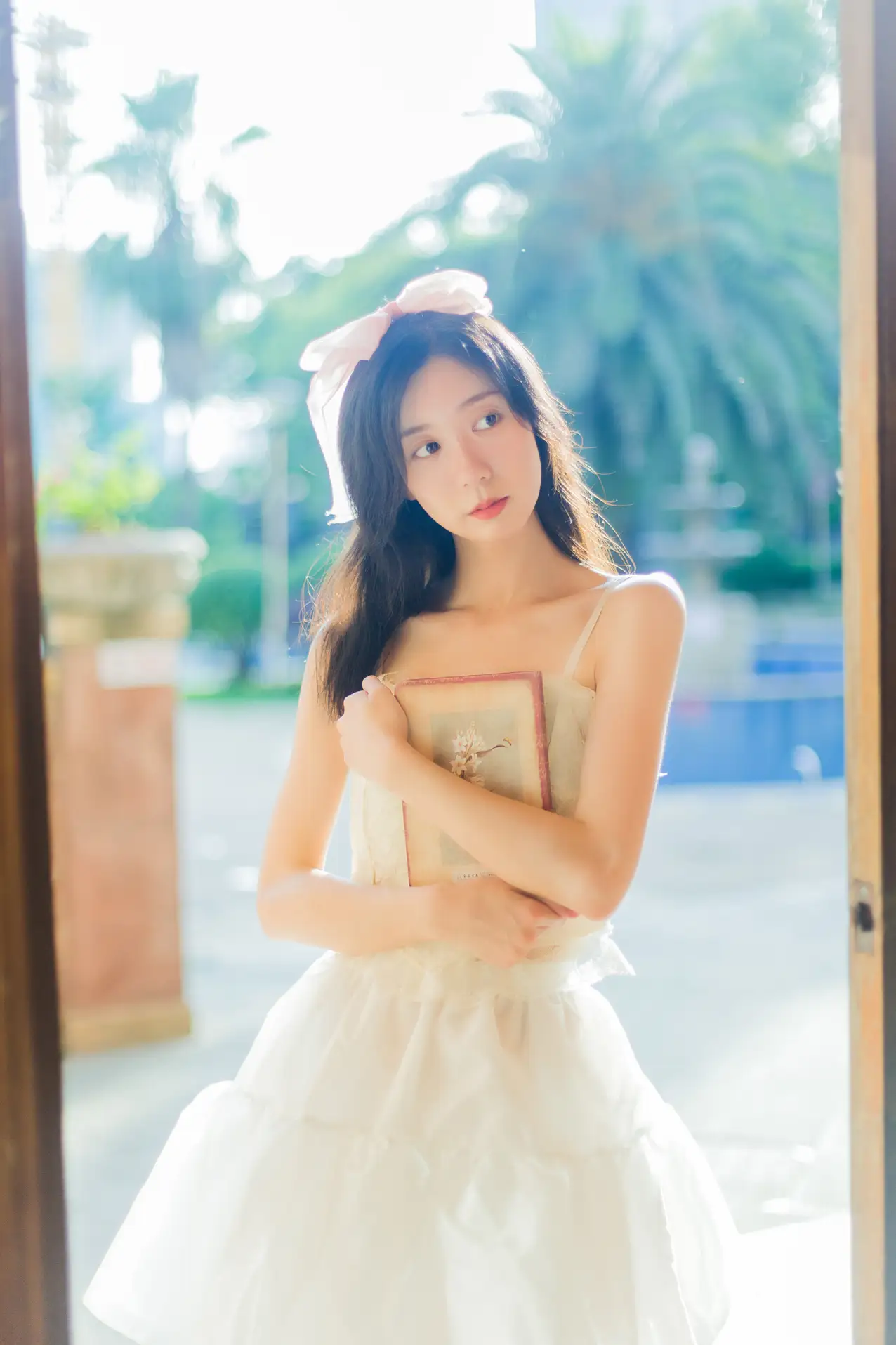[艺图语] 2022.07.16 Vol.1495 – 午后来信 饲猫少女-#[37P]-1