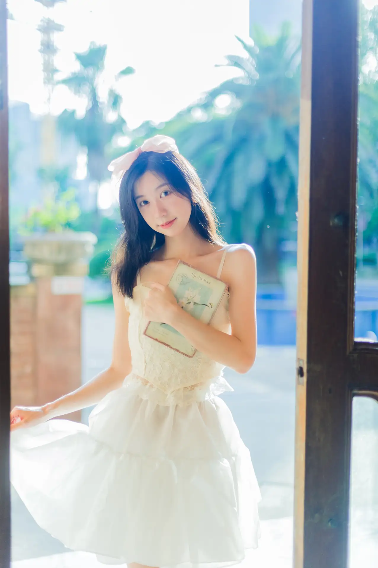 [艺图语] 2022.07.16 Vol.1495 – 午后来信 饲猫少女-#[37P]-1