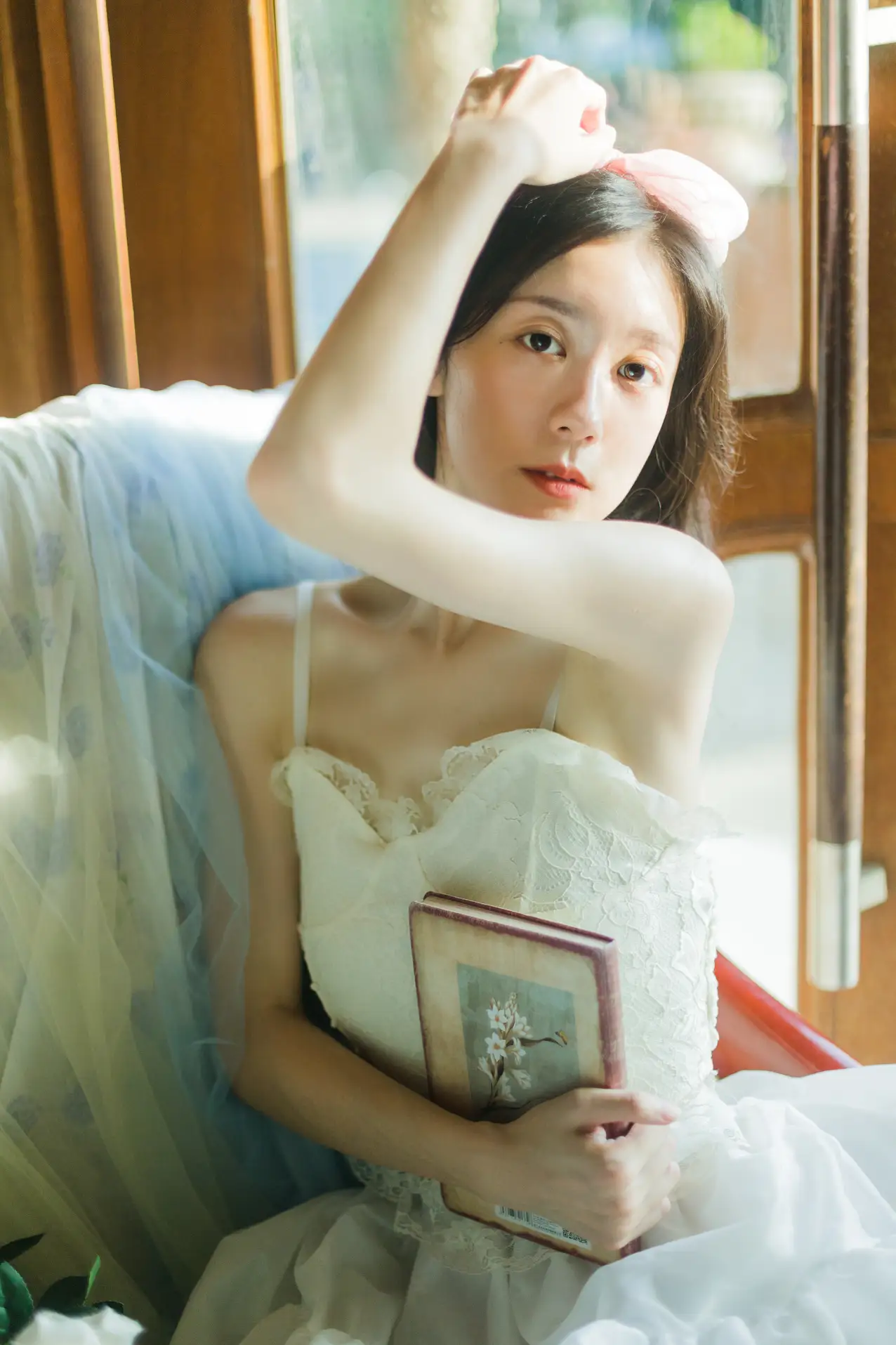[艺图语] 2022.07.16 Vol.1495 – 午后来信 饲猫少女-#[37P]-3