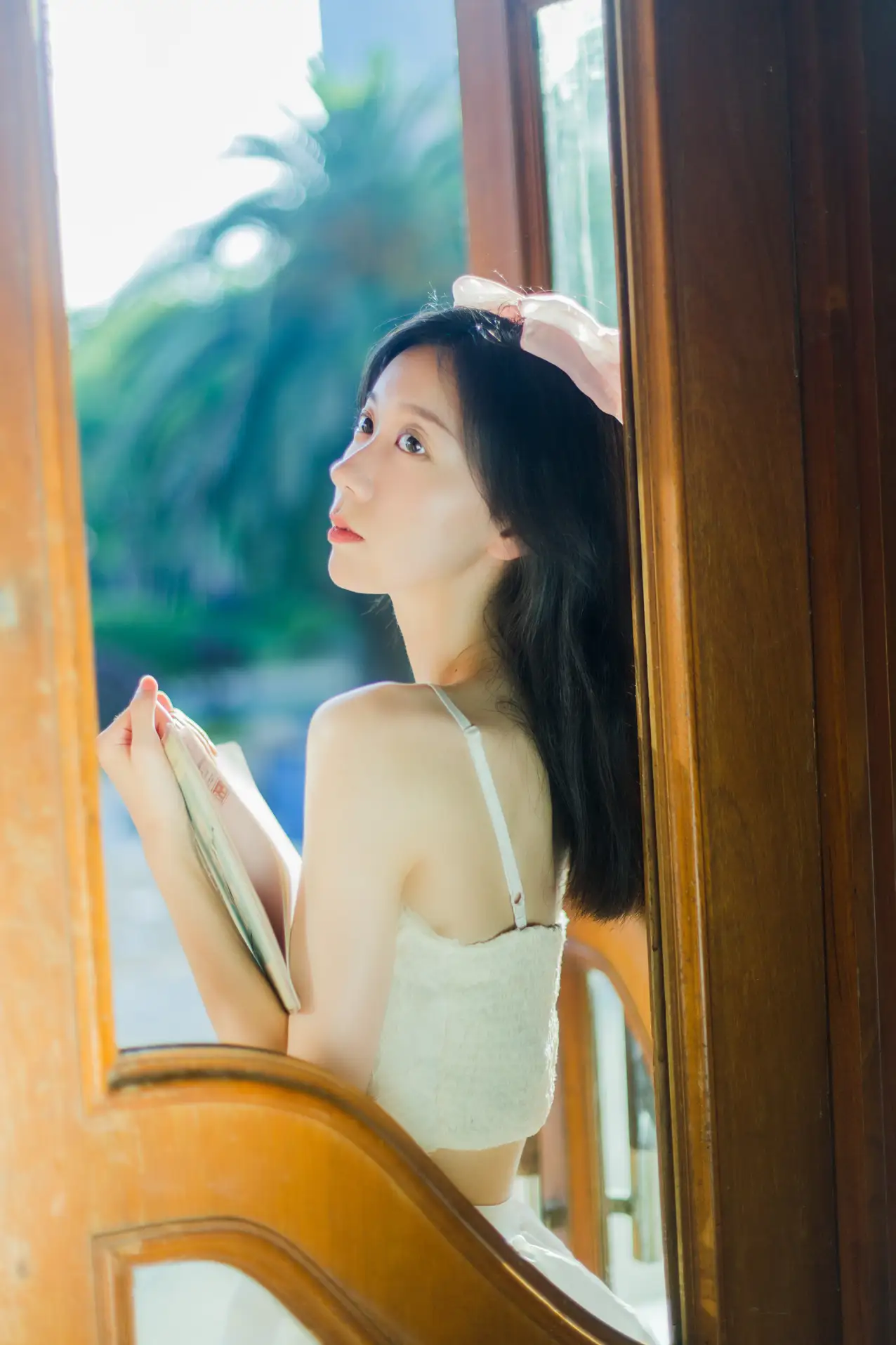 [艺图语] 2022.07.16 Vol.1495 – 午后来信 饲猫少女-#[37P]-5