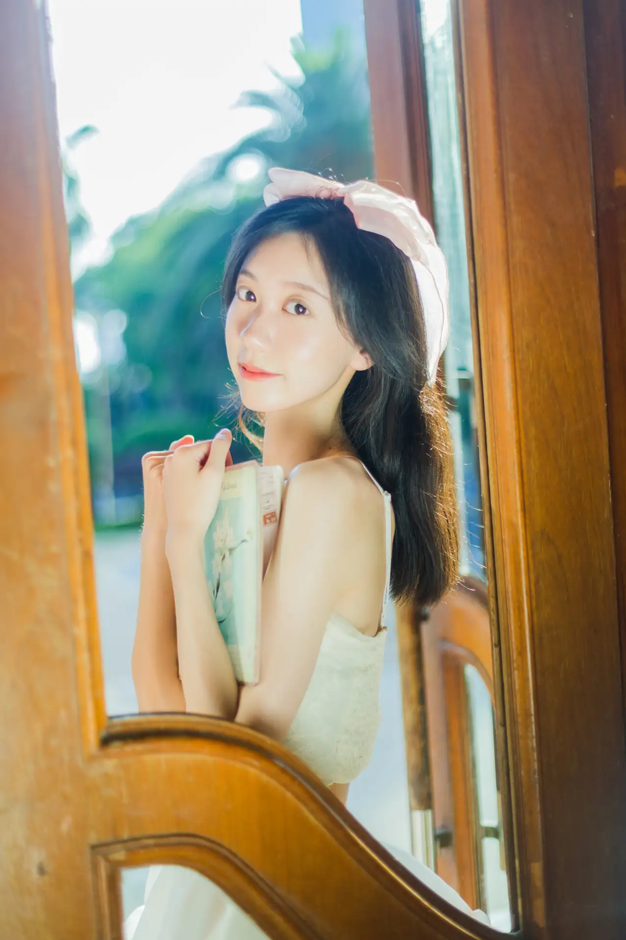 [艺图语] 2022.07.16 Vol.1495 – 午后来信 饲猫少女-#[37P]-3