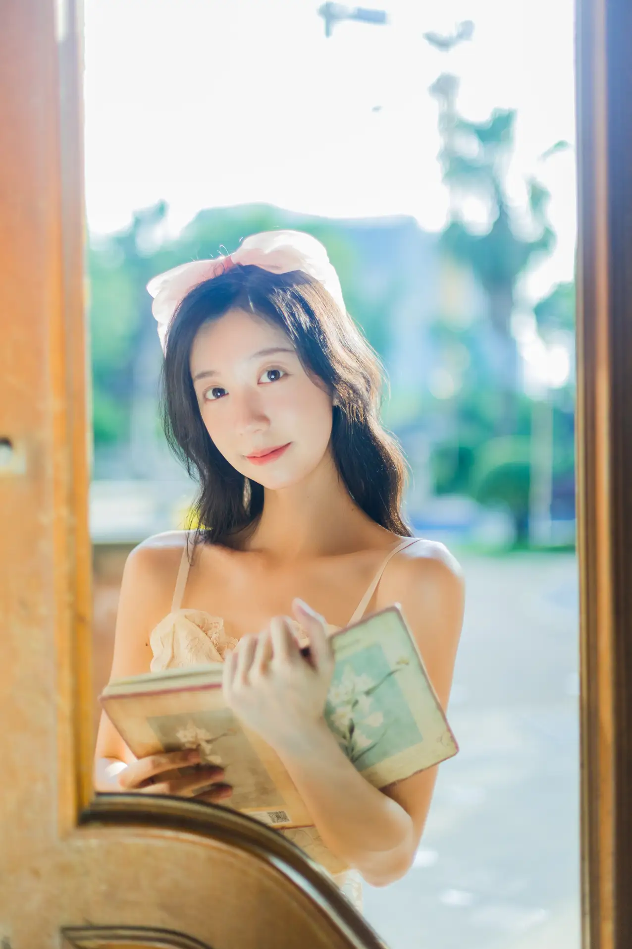 [艺图语] 2022.07.16 Vol.1495 – 午后来信 饲猫少女-#[37P]-4