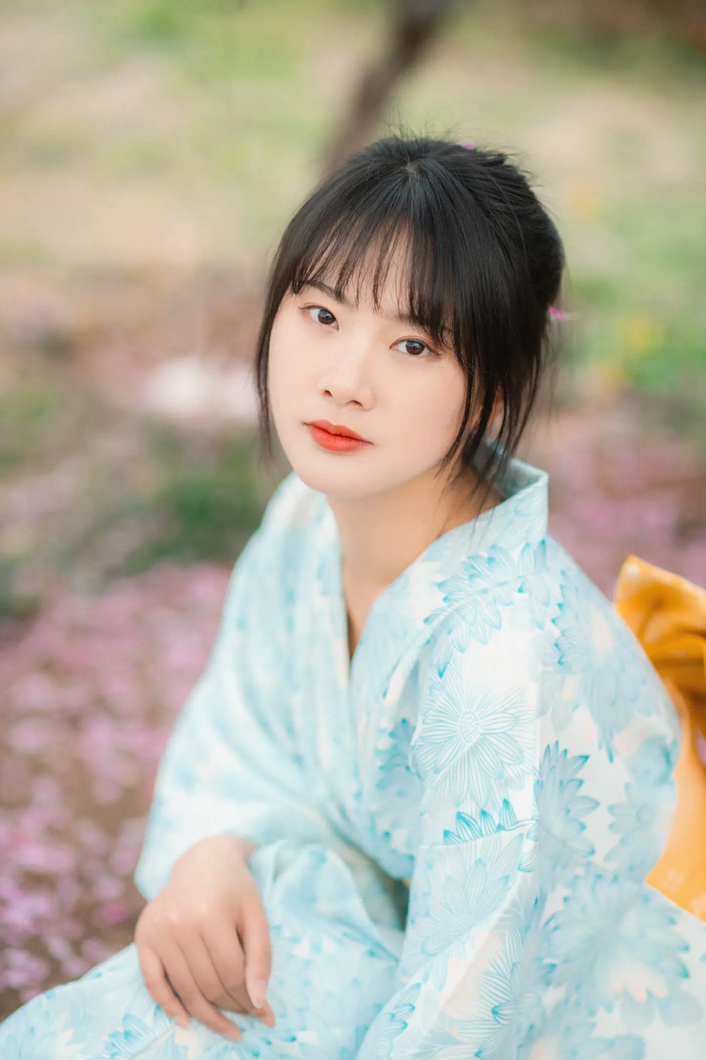 [艺图语] 2022.11.19 Vol.2478 – 樱花树下 爱拍照的梅梅#[23P]-2