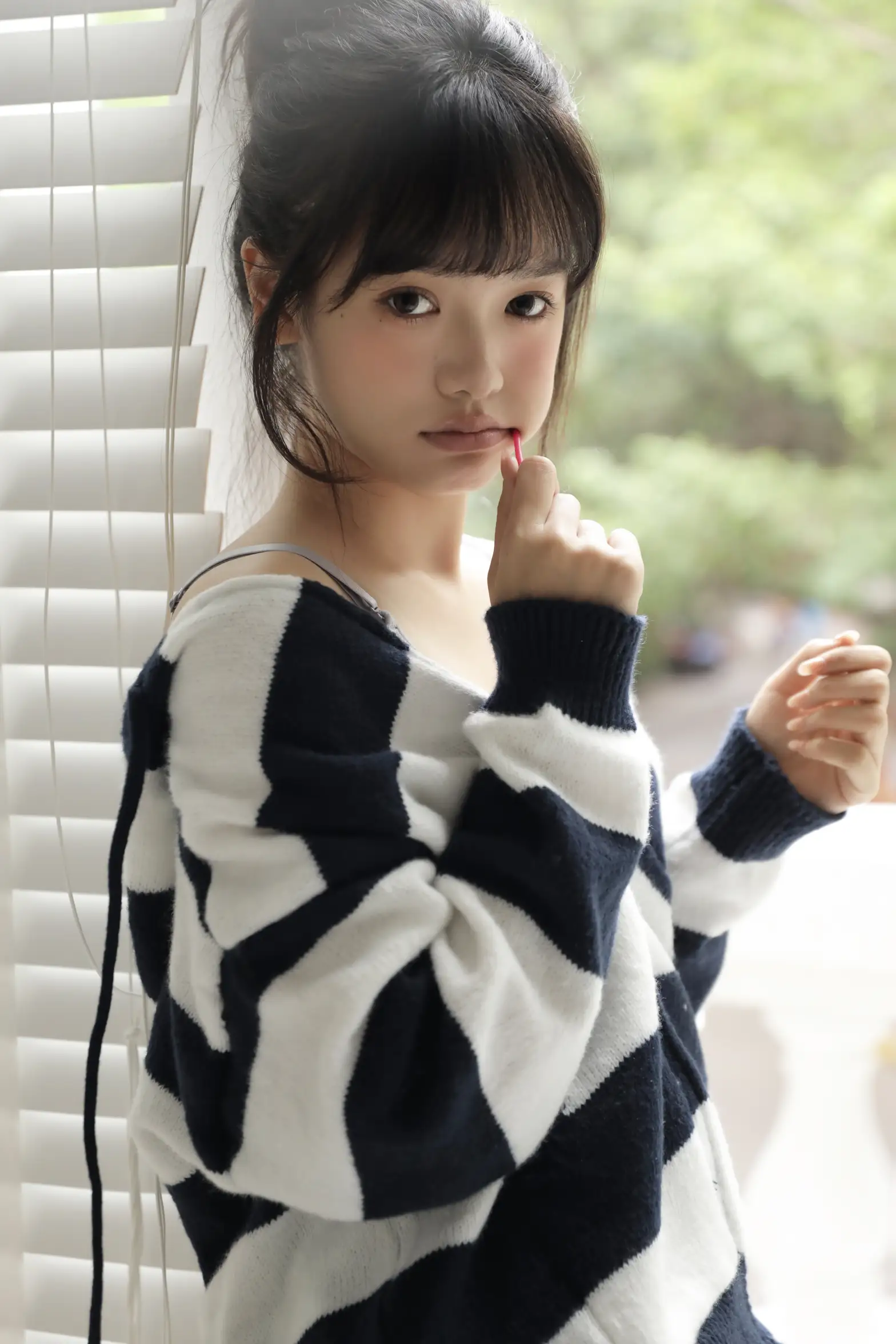 [艺图语] 2022.11.13 Vol.2428 – 秋 叛逆的捡捡唯#[23P]-6