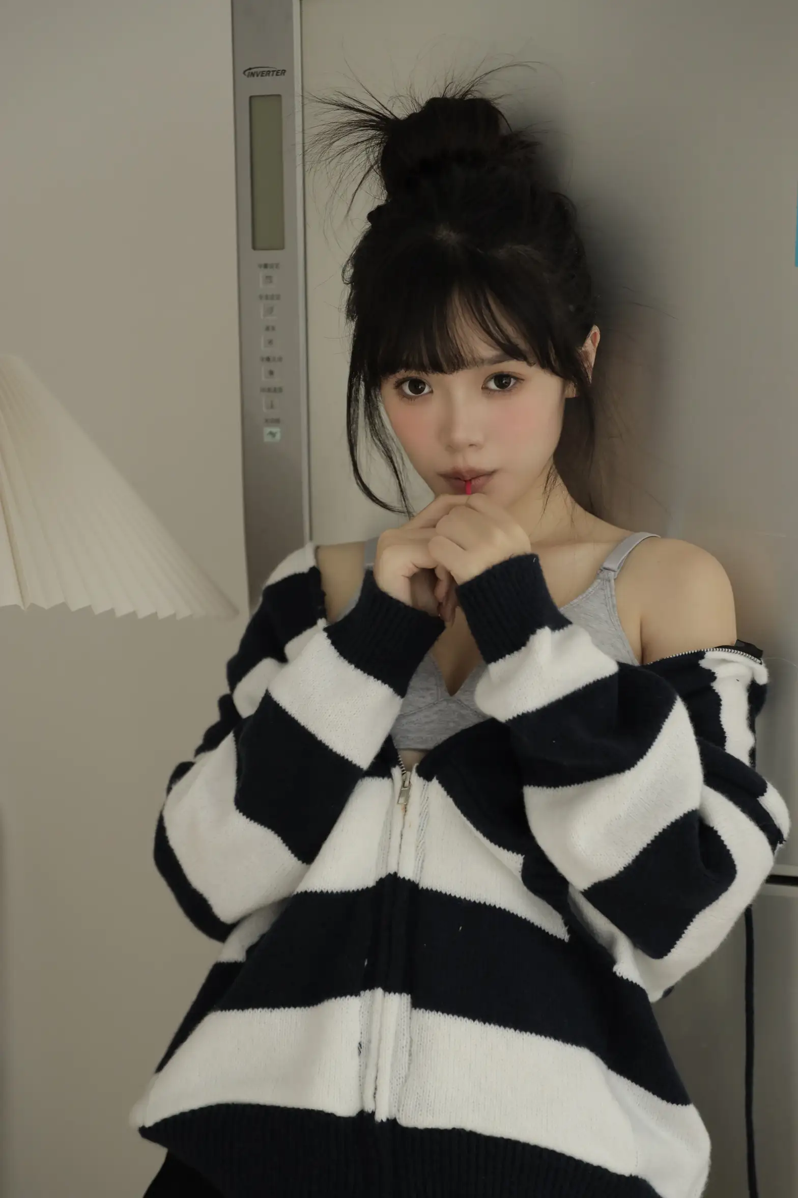 [艺图语] 2022.11.13 Vol.2428 – 秋 叛逆的捡捡唯#[23P]-9