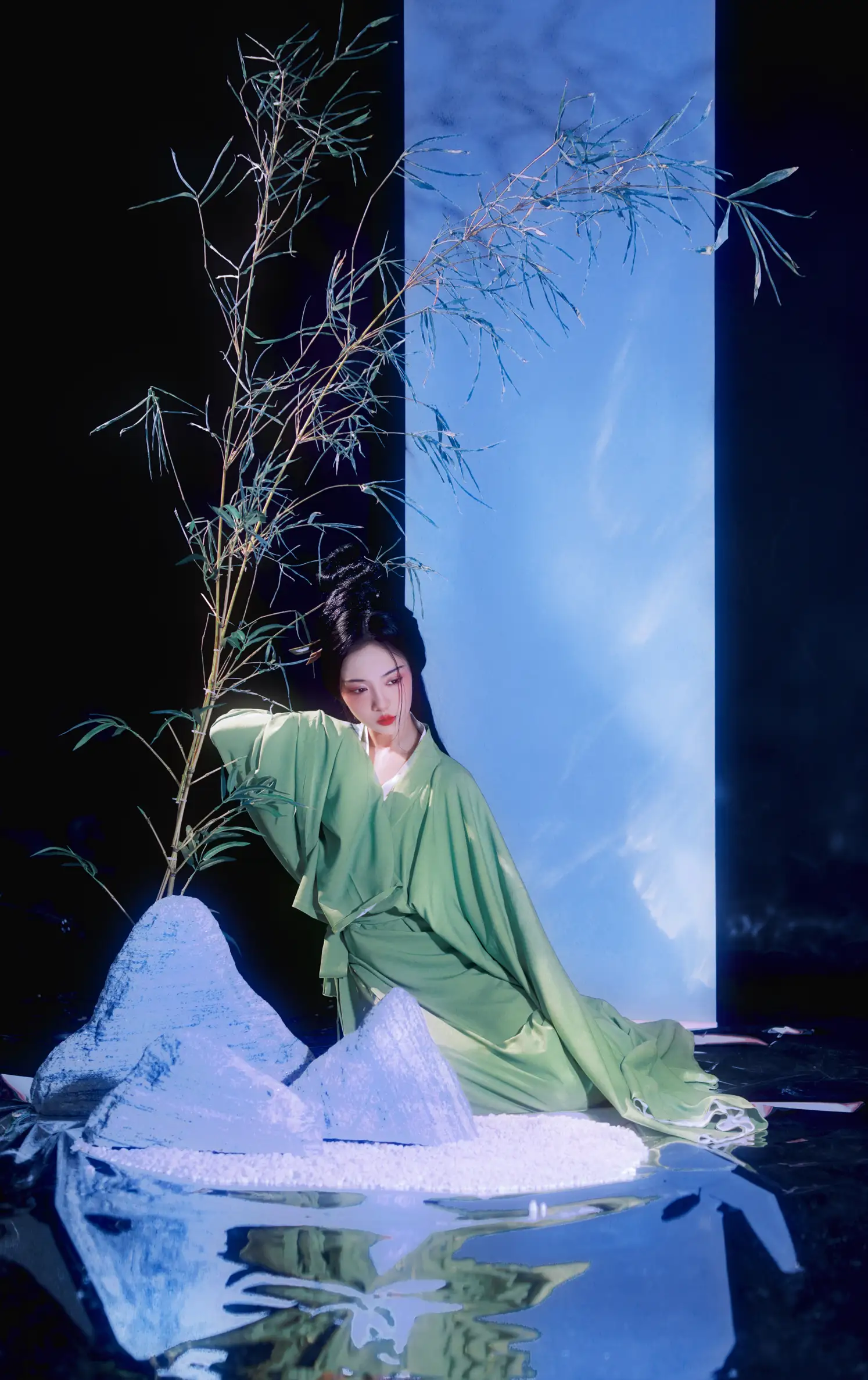 [艺图语] 2022.11.14 Vol.2440 – 竹子拟人 顾小抽#[20P]-1