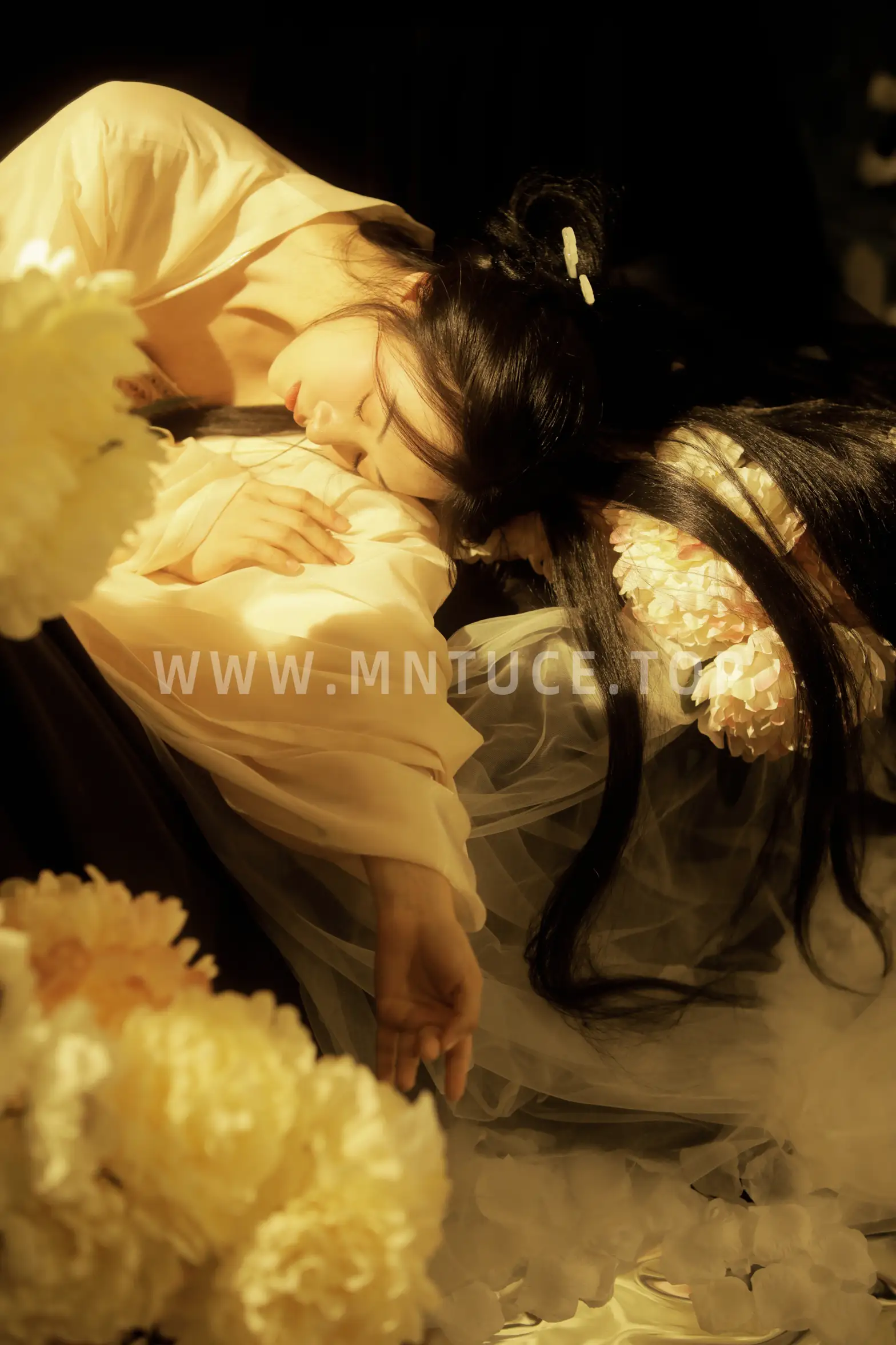 [艺图语] 2022.11.15 Vol.2446 – 人生若只入初见 泱泱#[20P]-4