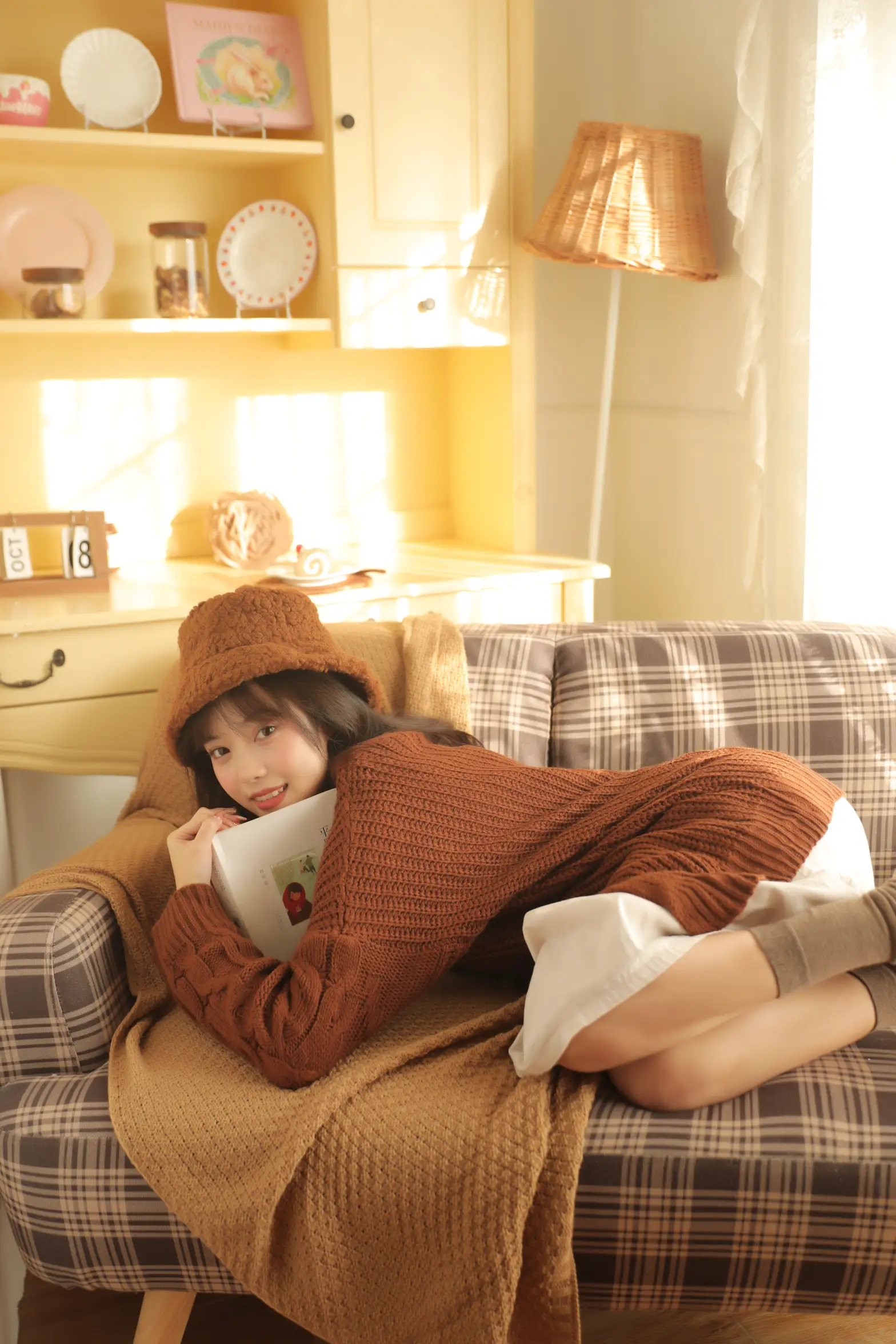 [艺图语] 2022.11.24 Vol.2520 榛子拿铁#[32P]-5