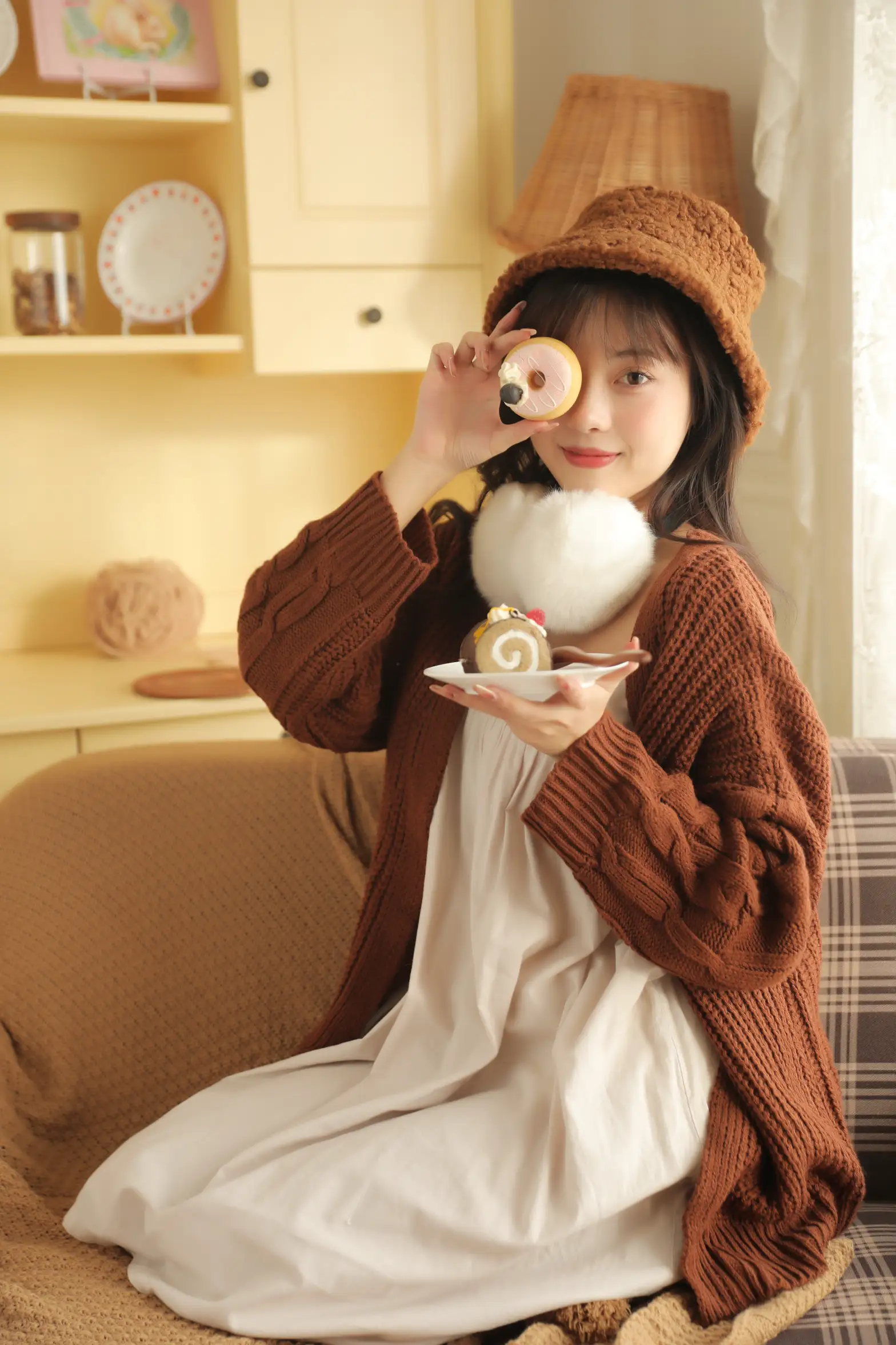 [艺图语] 2022.11.24 Vol.2520 榛子拿铁#[32P]-8