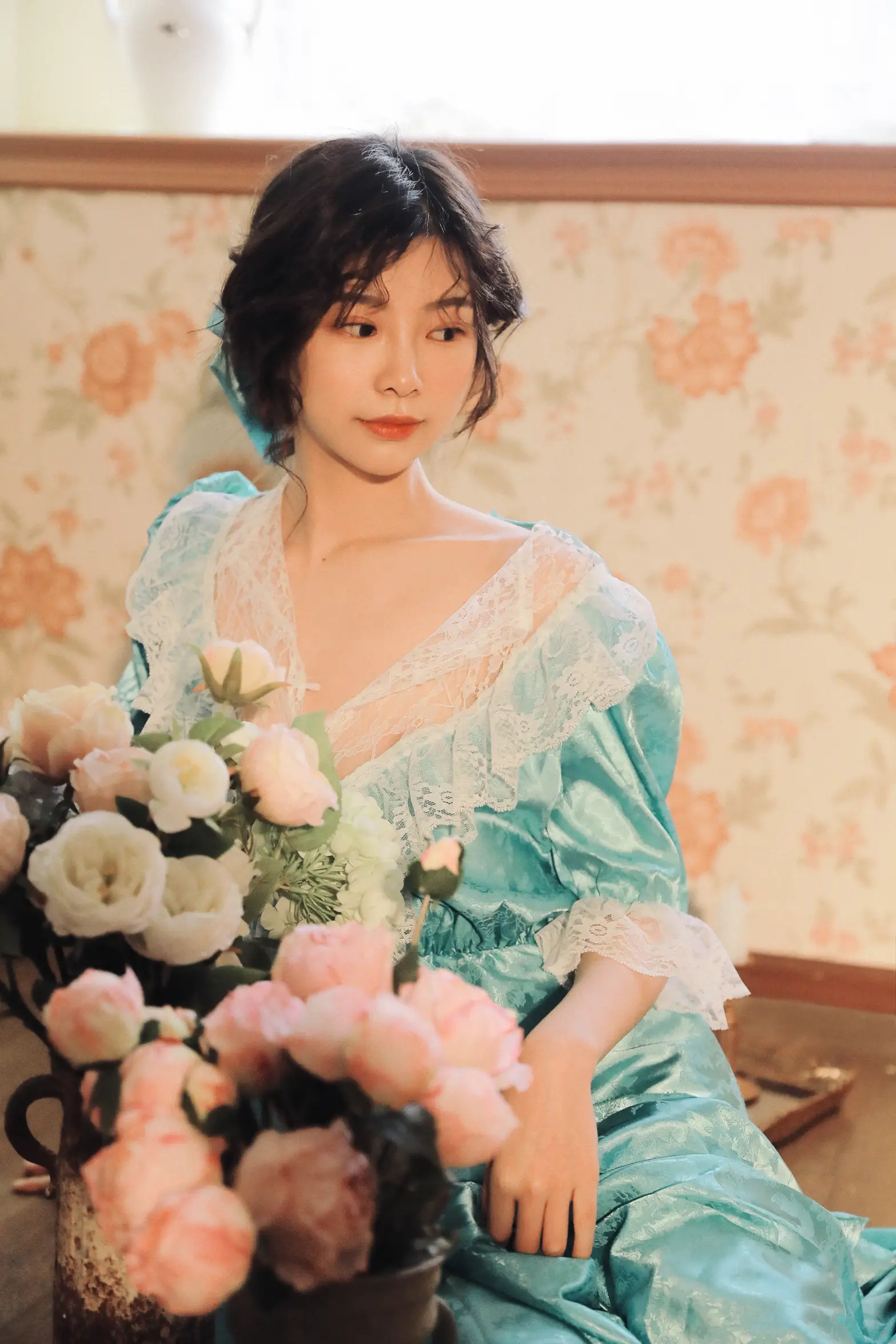 [艺图语] 2022.11.25 Vol.2522 窗边少女#[35P]-7