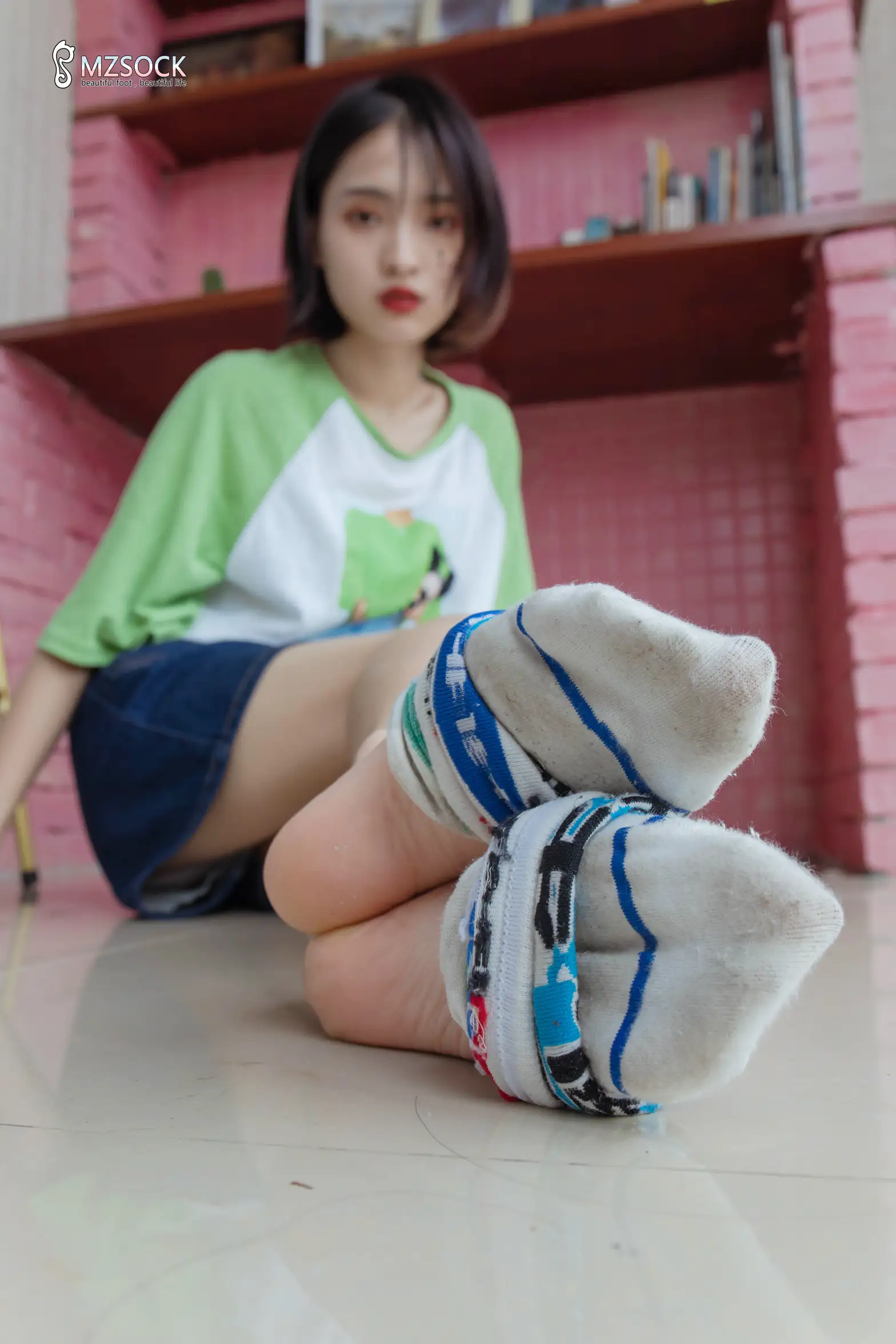 [Mzsock] Love beautiful feet NO.195 Sissi#[74P]-1