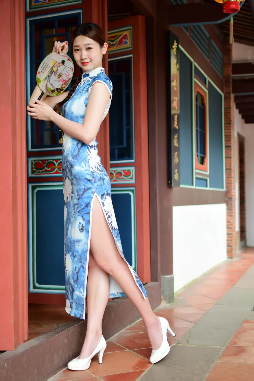 [Mzsock] NO.174 USD High-cut long cheongsam with white high heels and beautiful legs street photography#[105P]-9