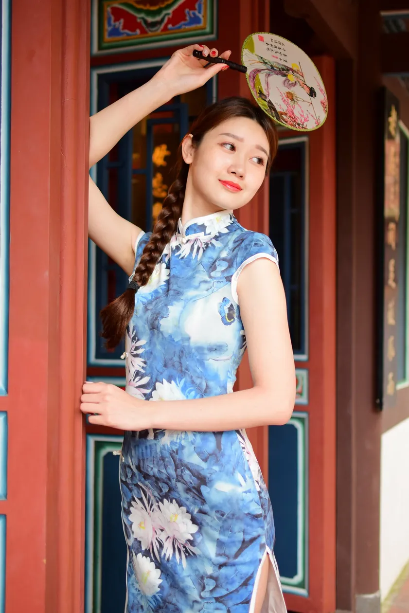 [Mzsock] NO.174 USD High-cut long cheongsam with white high heels and beautiful legs street photography#[105P]-5