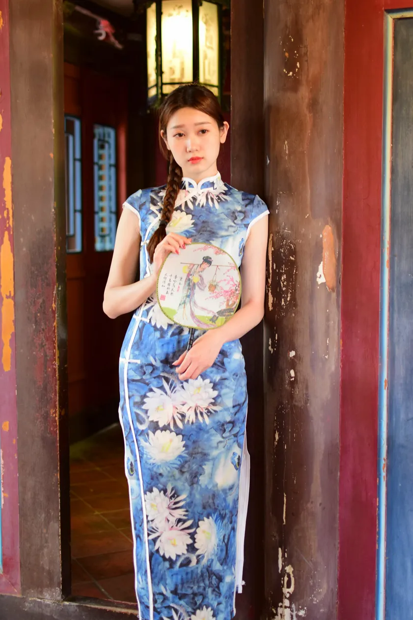 [Mzsock] NO.174 USD High-cut long cheongsam with white high heels and beautiful legs street photography#[105P]-4